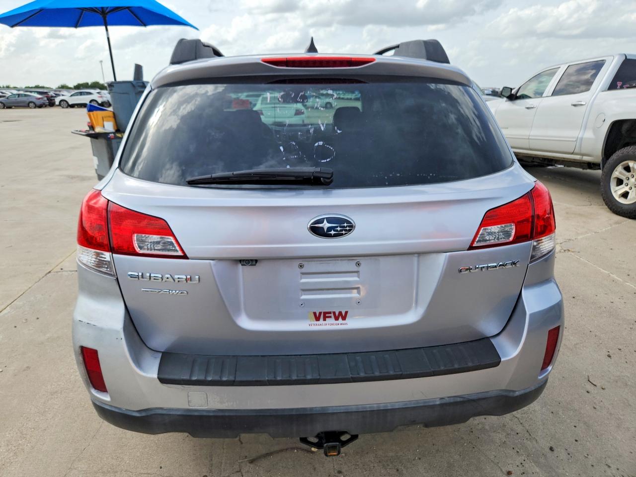 2012 Subaru Outback 2.5i Limited Silver vin: 4S4BRCKC3C3295424