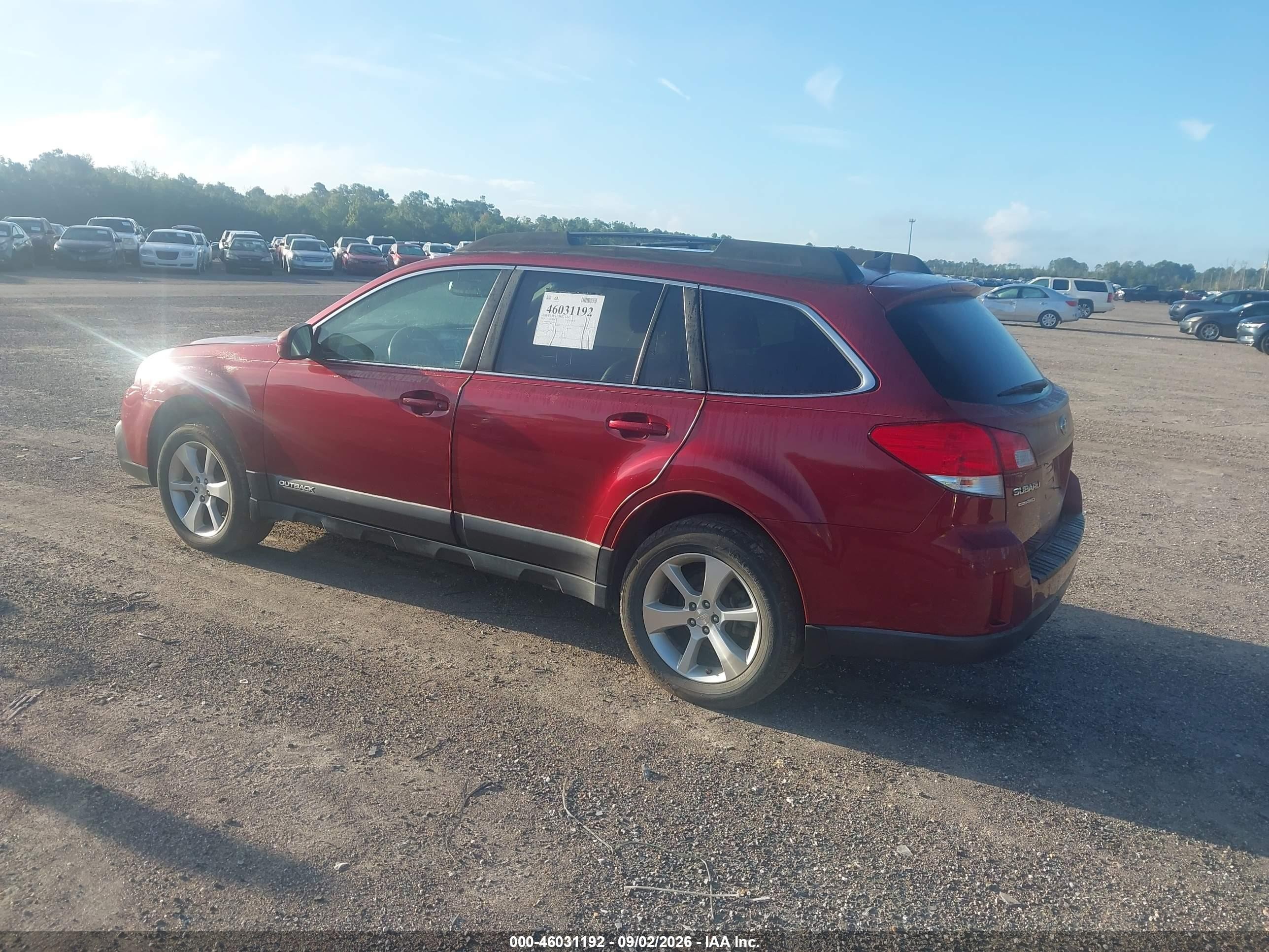 2013 Subaru Outback 2.5i Limited Red vin: 4S4BRCKC3D3244538