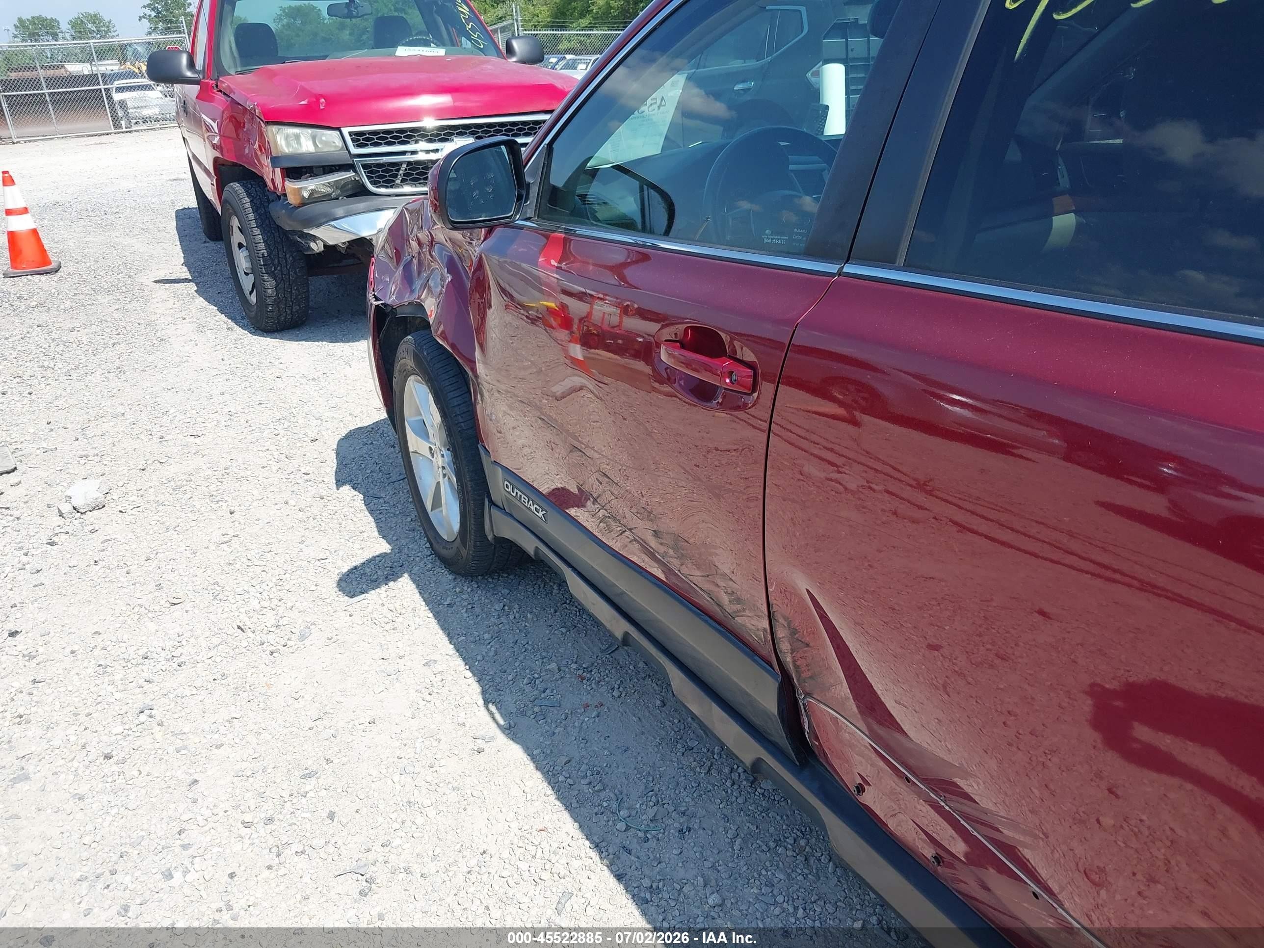 2013 Subaru Outback 2.5i Limited Red vin: 4S4BRCKC3D3246340
