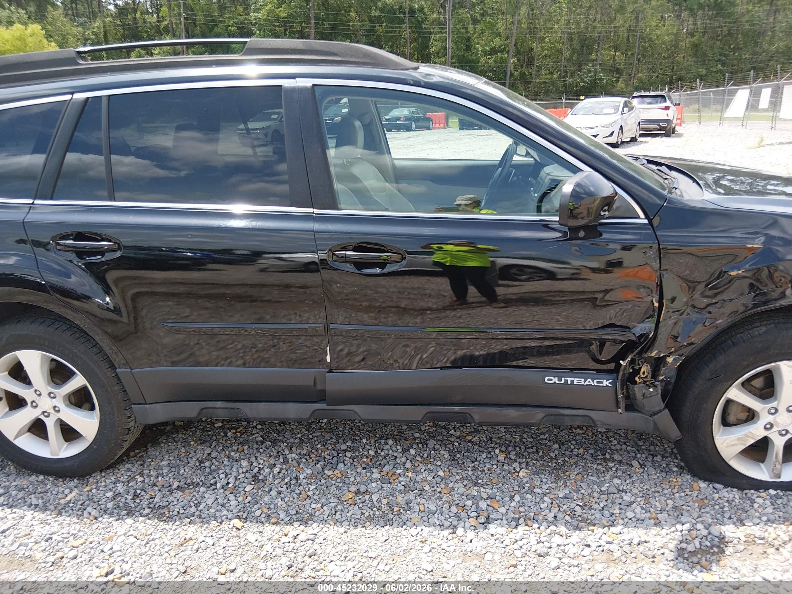 2013 Subaru Outback 2.5i Limited Black vin: 4S4BRCKC3D3277992