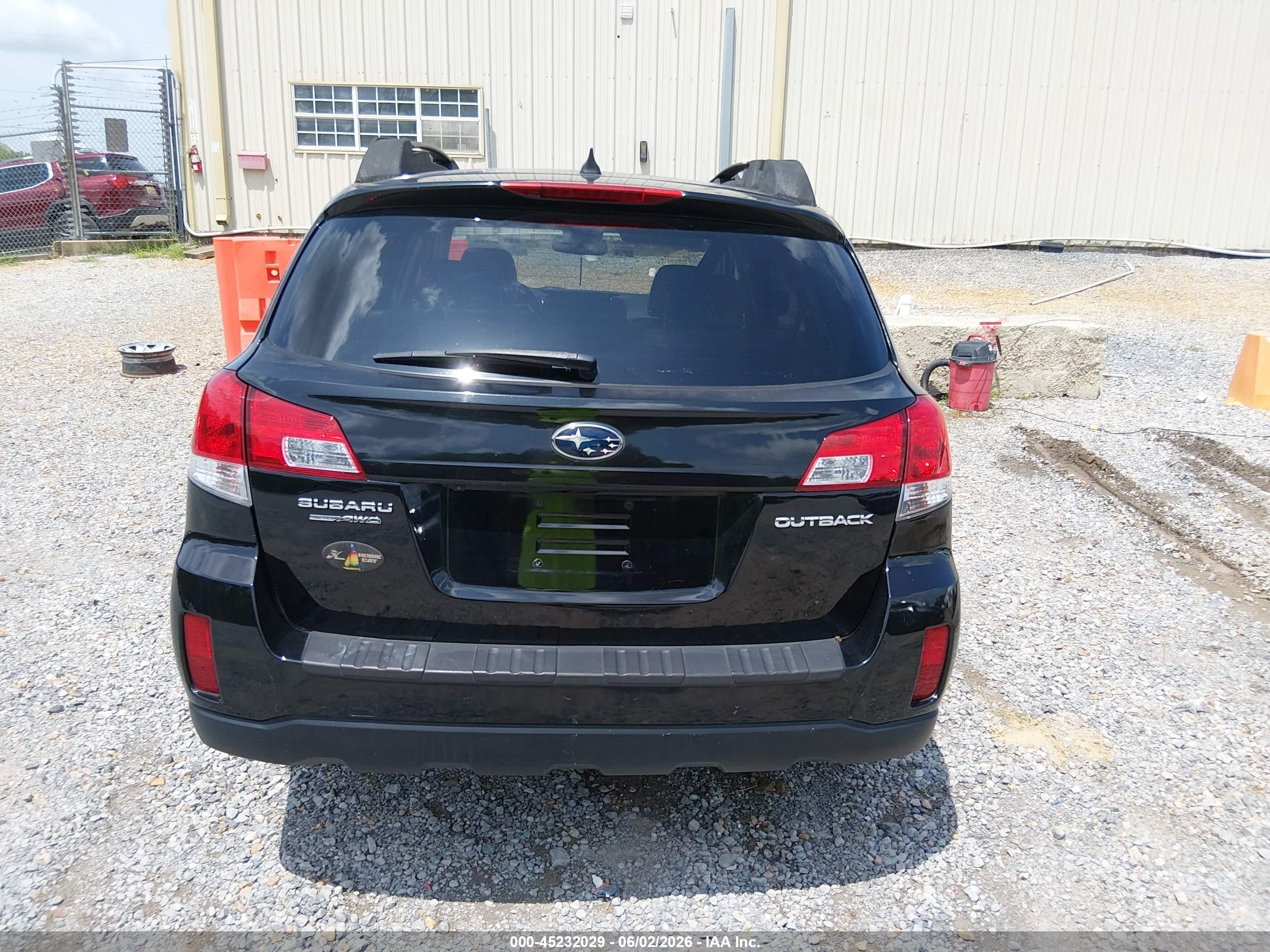 2013 Subaru Outback 2.5i Limited Black vin: 4S4BRCKC3D3277992