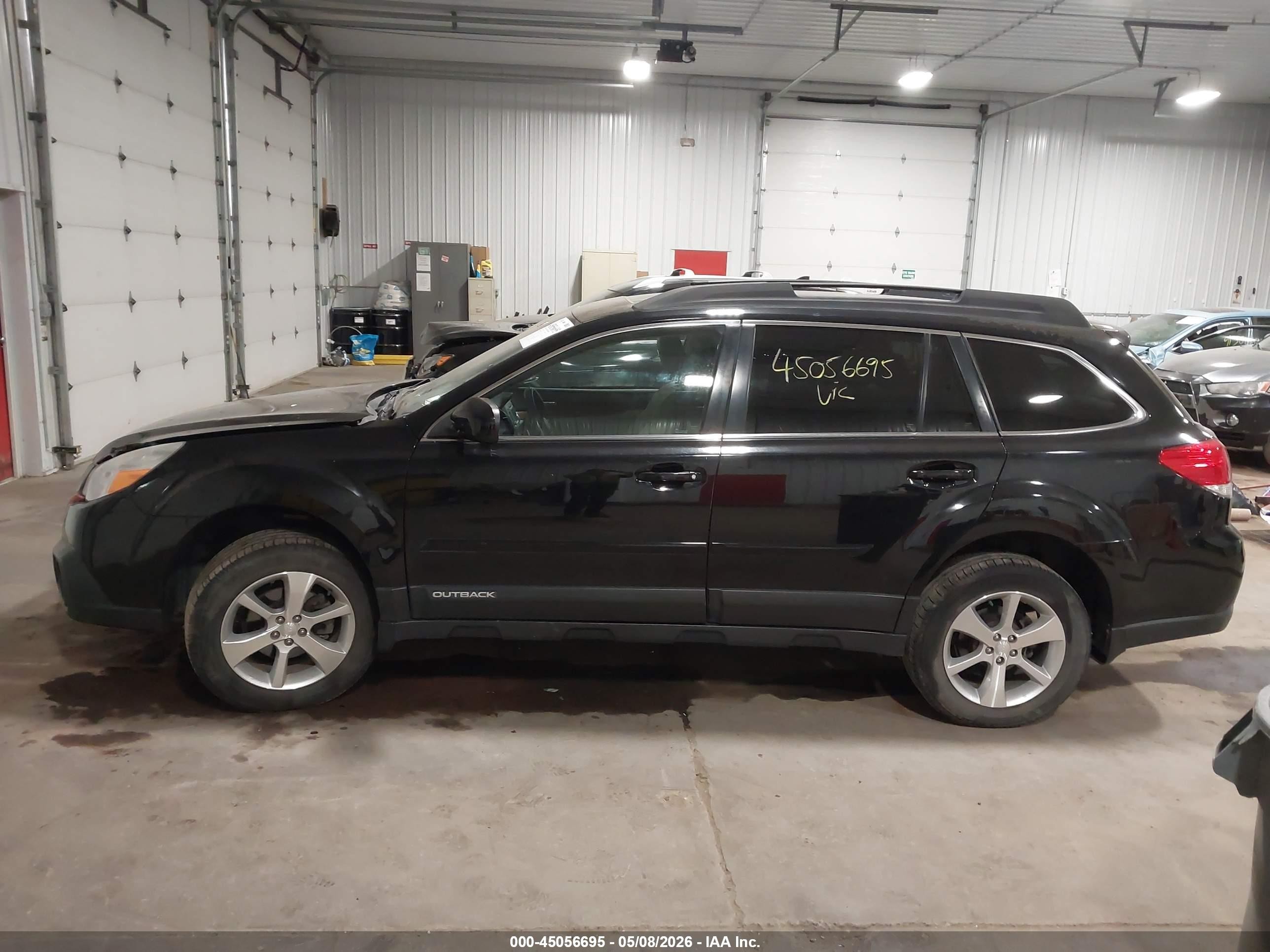 2013 Subaru Outback 2.5i Limited Black vin: 4S4BRCKC3D3282447