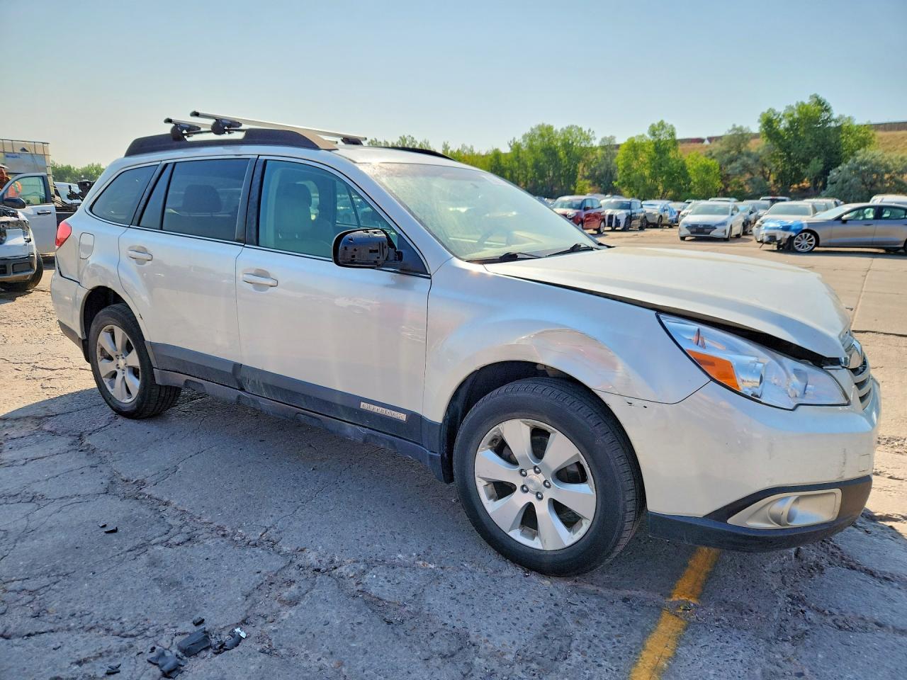 2011 Subaru Outback 2.5i Limited Белый vin: 4S4BRCKC4B3350316