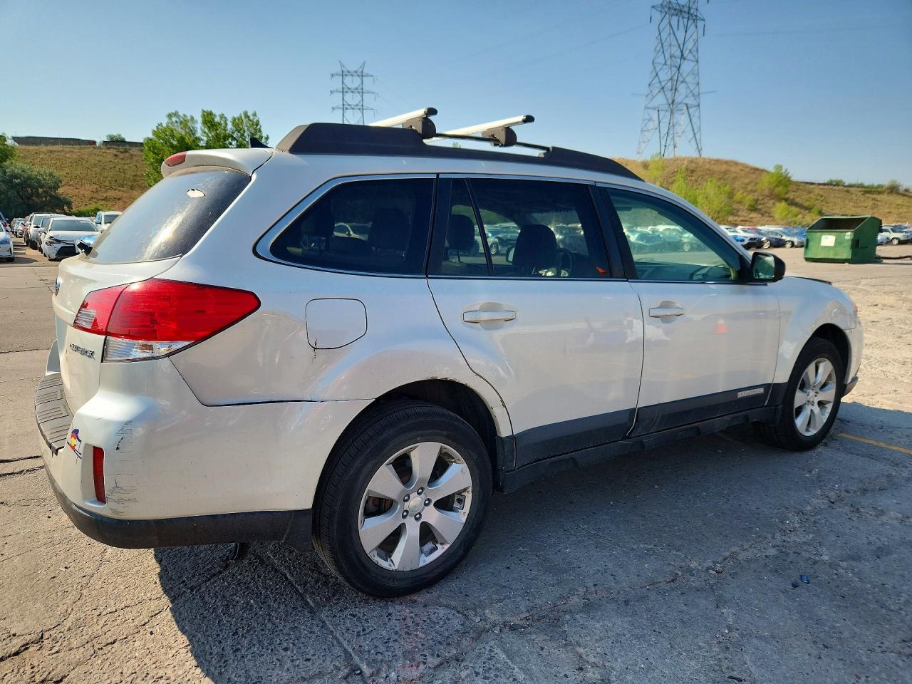2011 Subaru Outback 2.5i Limited Белый vin: 4S4BRCKC4B3350316