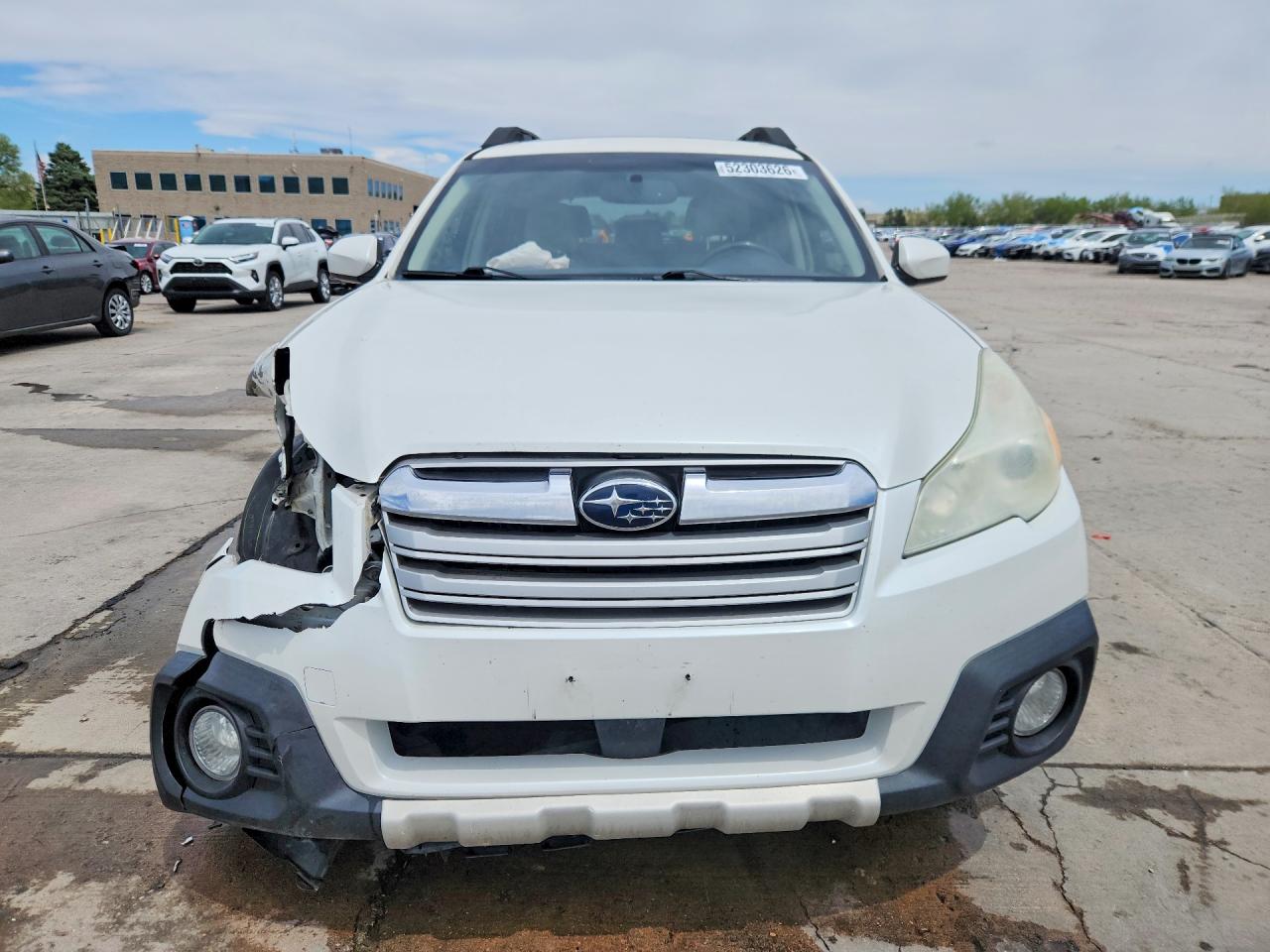 2013 Subaru Outback 2.5i Limited White vin: 4S4BRCKC4D3212911