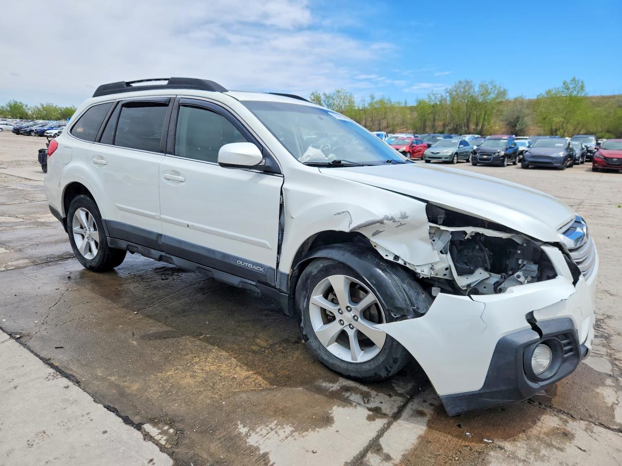 2013 Subaru Outback 2.5i Limited White vin: 4S4BRCKC4D3212911