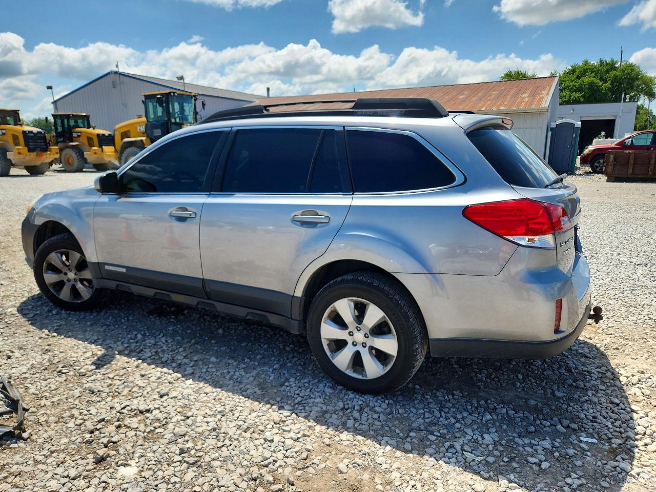 2010 Subaru Outback 2.5i Limited Silver vin: 4S4BRCKC5A3340425