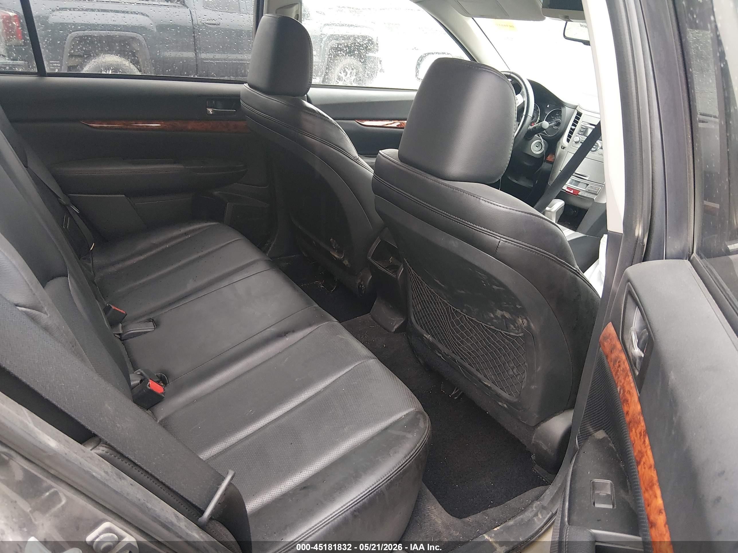 2010 Subaru Outback 2.5i Limited Серый vin: 4S4BRCKC5A3342689