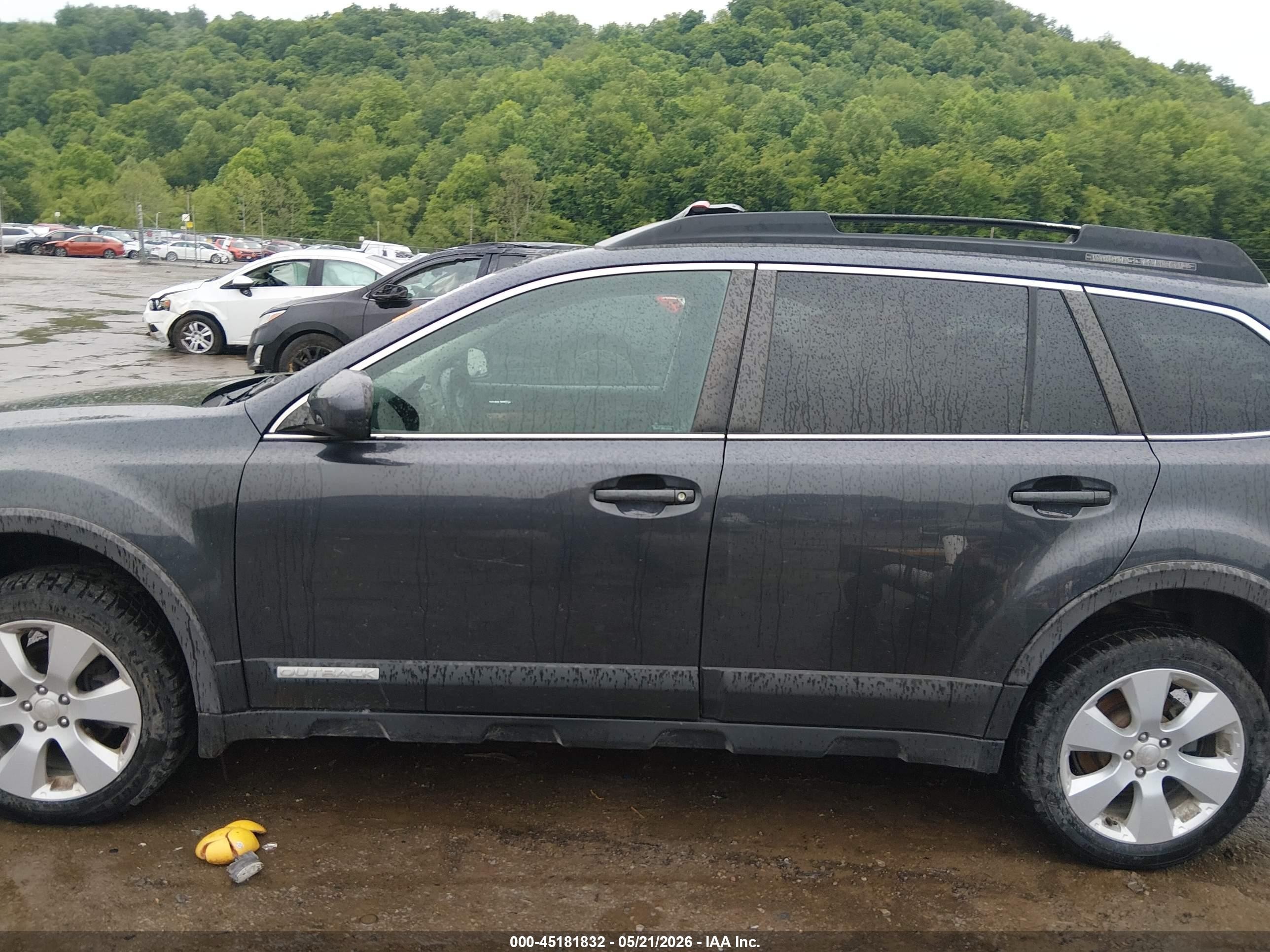 2010 Subaru Outback 2.5i Limited Серый vin: 4S4BRCKC5A3342689
