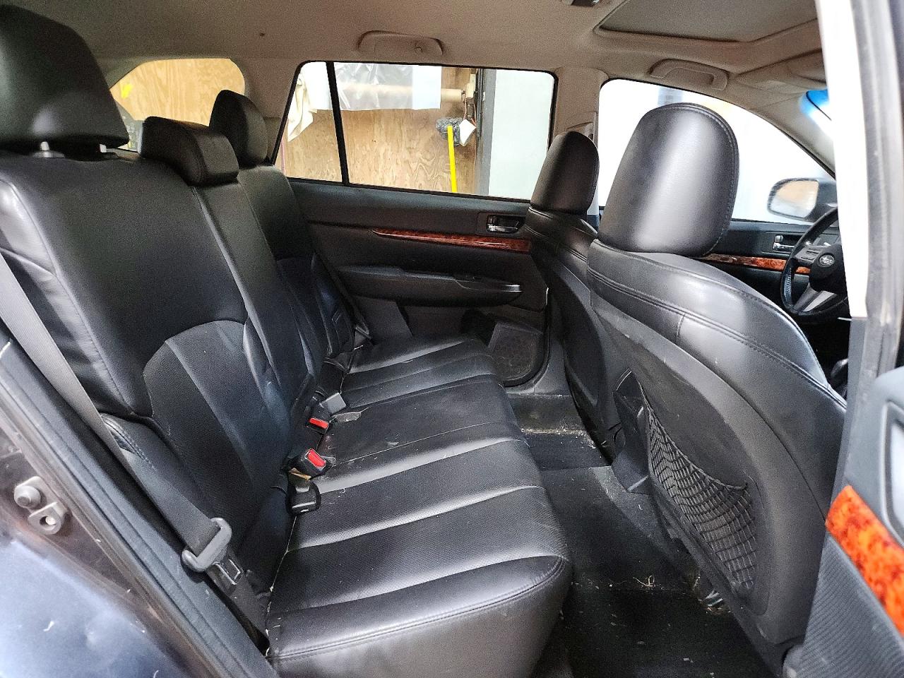 2011 Subaru Outback 2.5i Limited Black vin: 4S4BRCKC5B3324713