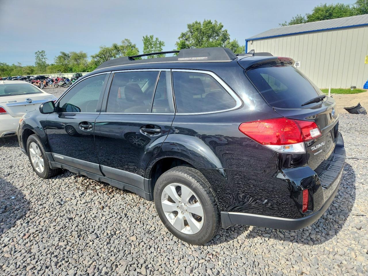 2011 Subaru Outback 2.5i Limited Черный vin: 4S4BRCKC5B3360448