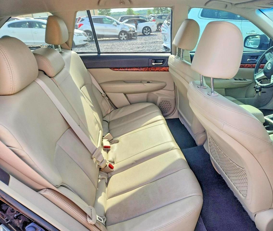 2011 Subaru Outback 2.5i Limited Черный vin: 4S4BRCKC5B3360448