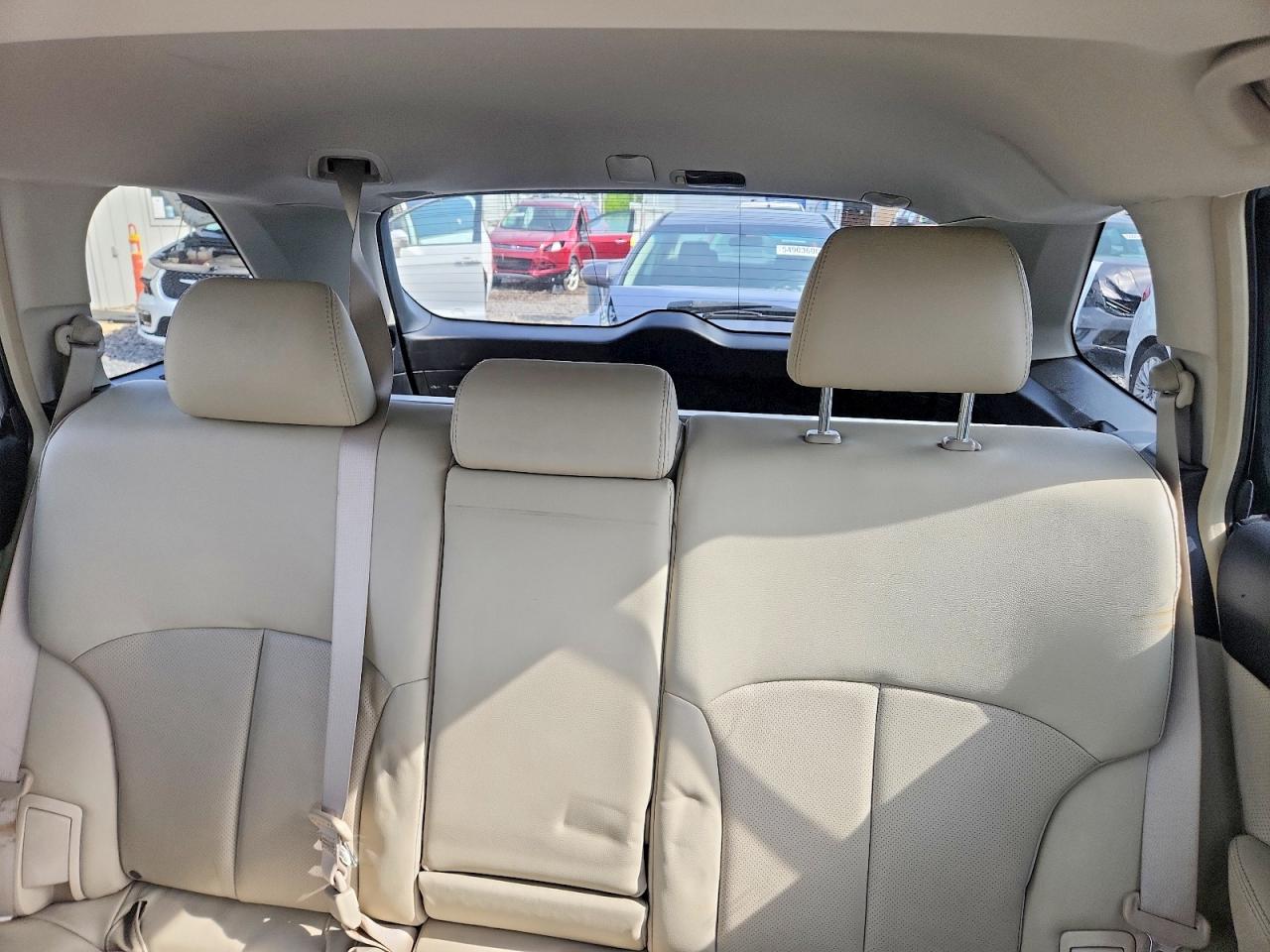 2011 Subaru Outback 2.5i Limited Черный vin: 4S4BRCKC5B3360448