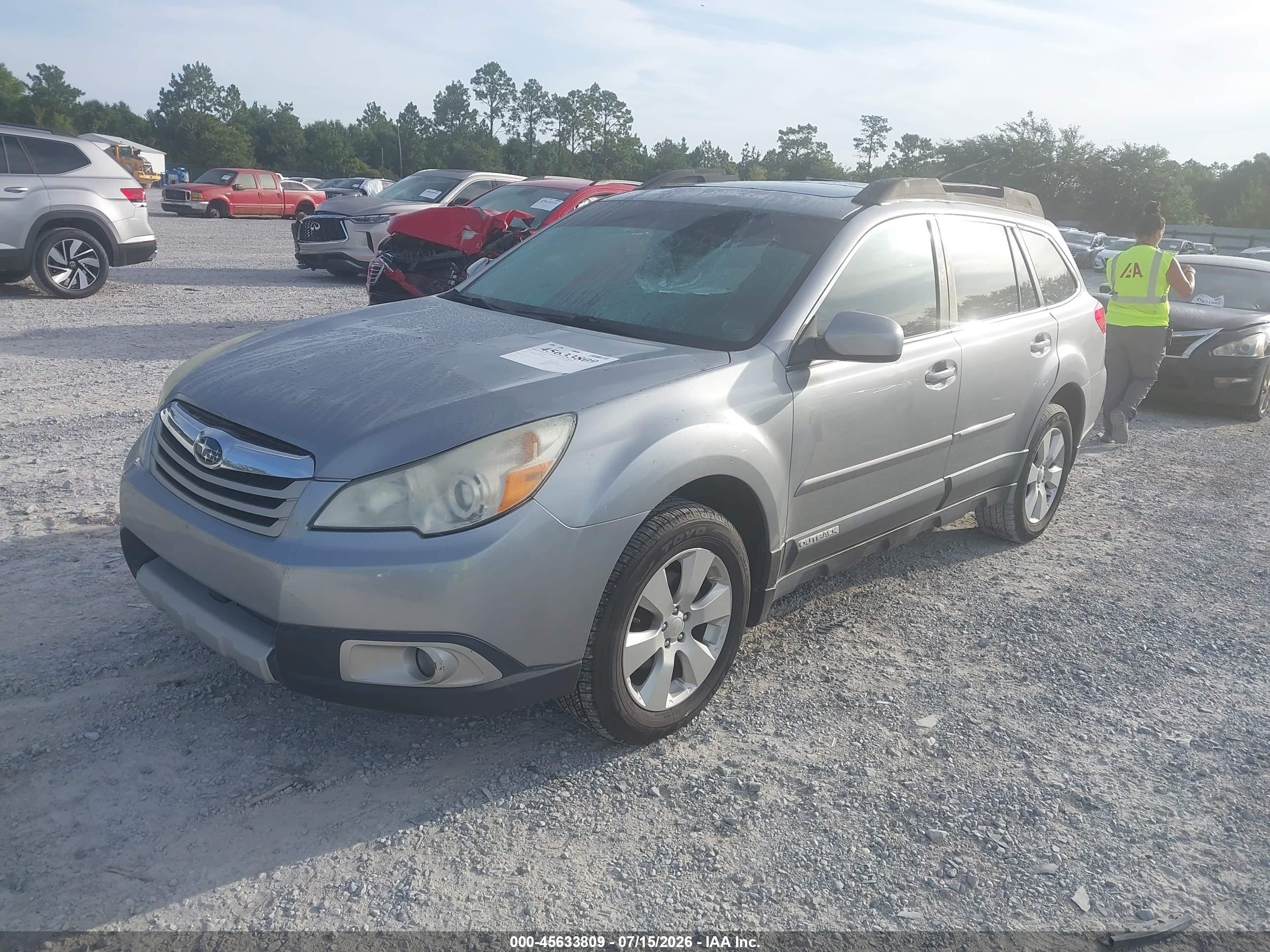 2011 Subaru Outback 2.5i Limited Silver vin: 4S4BRCKC5B3414458