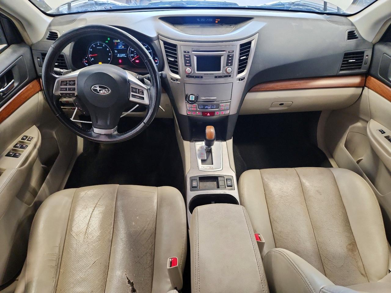 2013 Subaru Outback 2.5i Limited White vin: 4S4BRCKC5D3232164