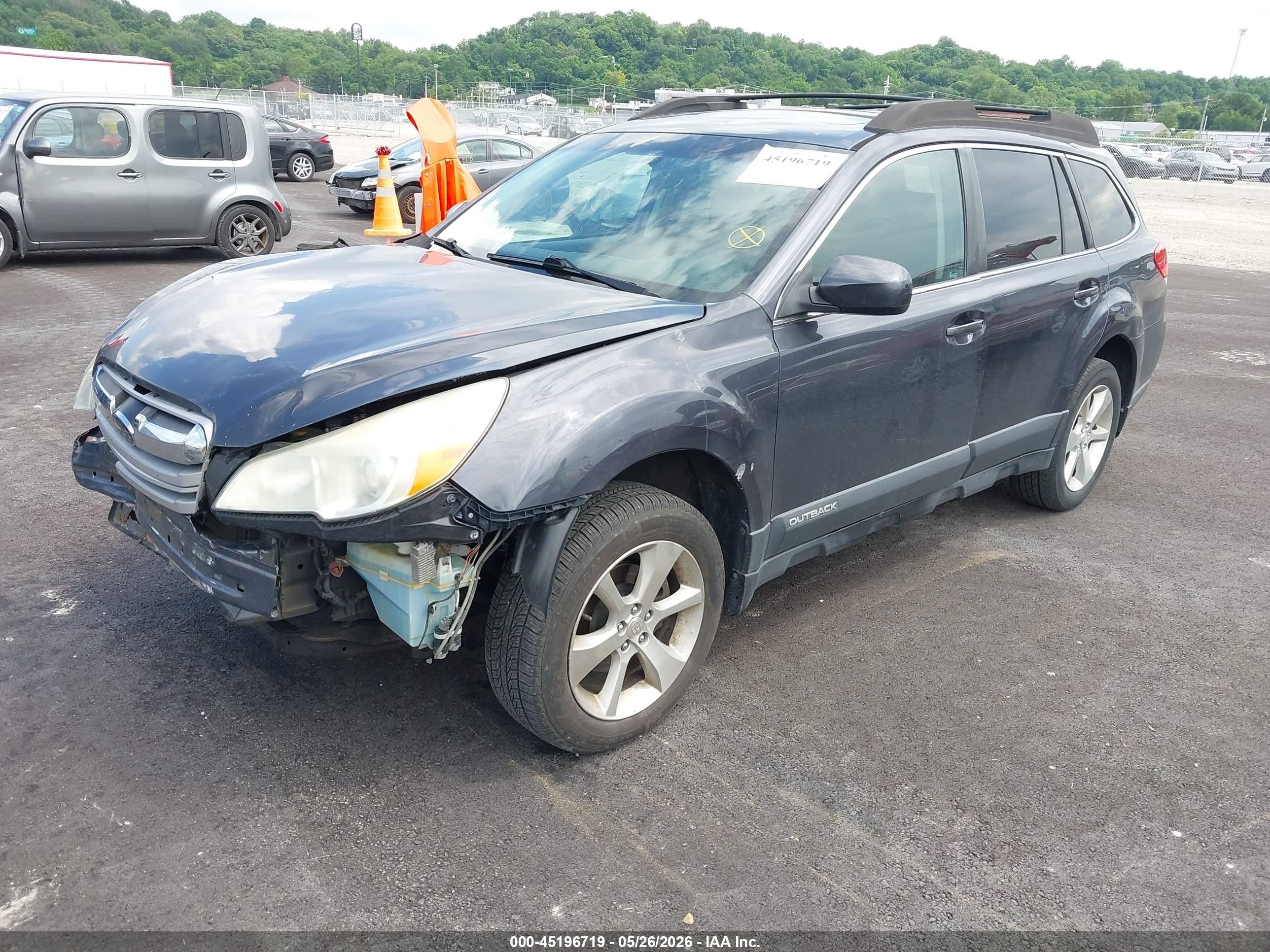 2013 Subaru Outback 2.5i Limited Navy vin: 4S4BRCKC5D3301581