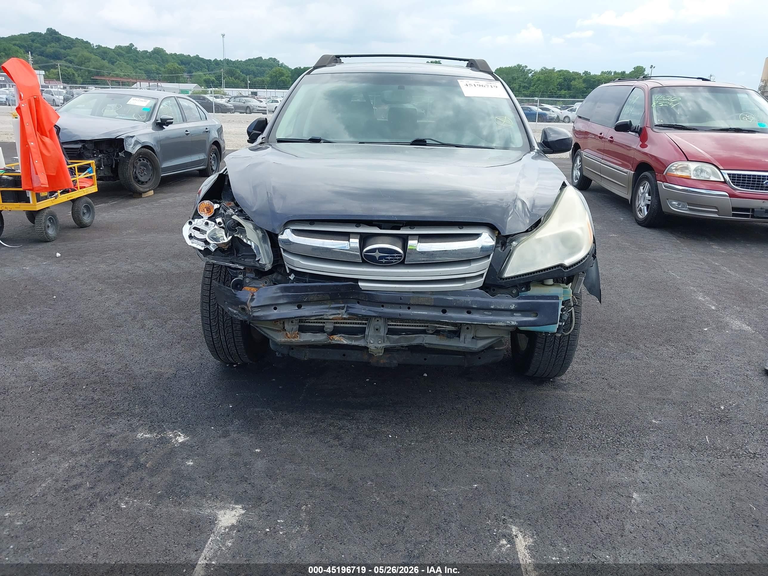 2013 Subaru Outback 2.5i Limited Navy vin: 4S4BRCKC5D3301581