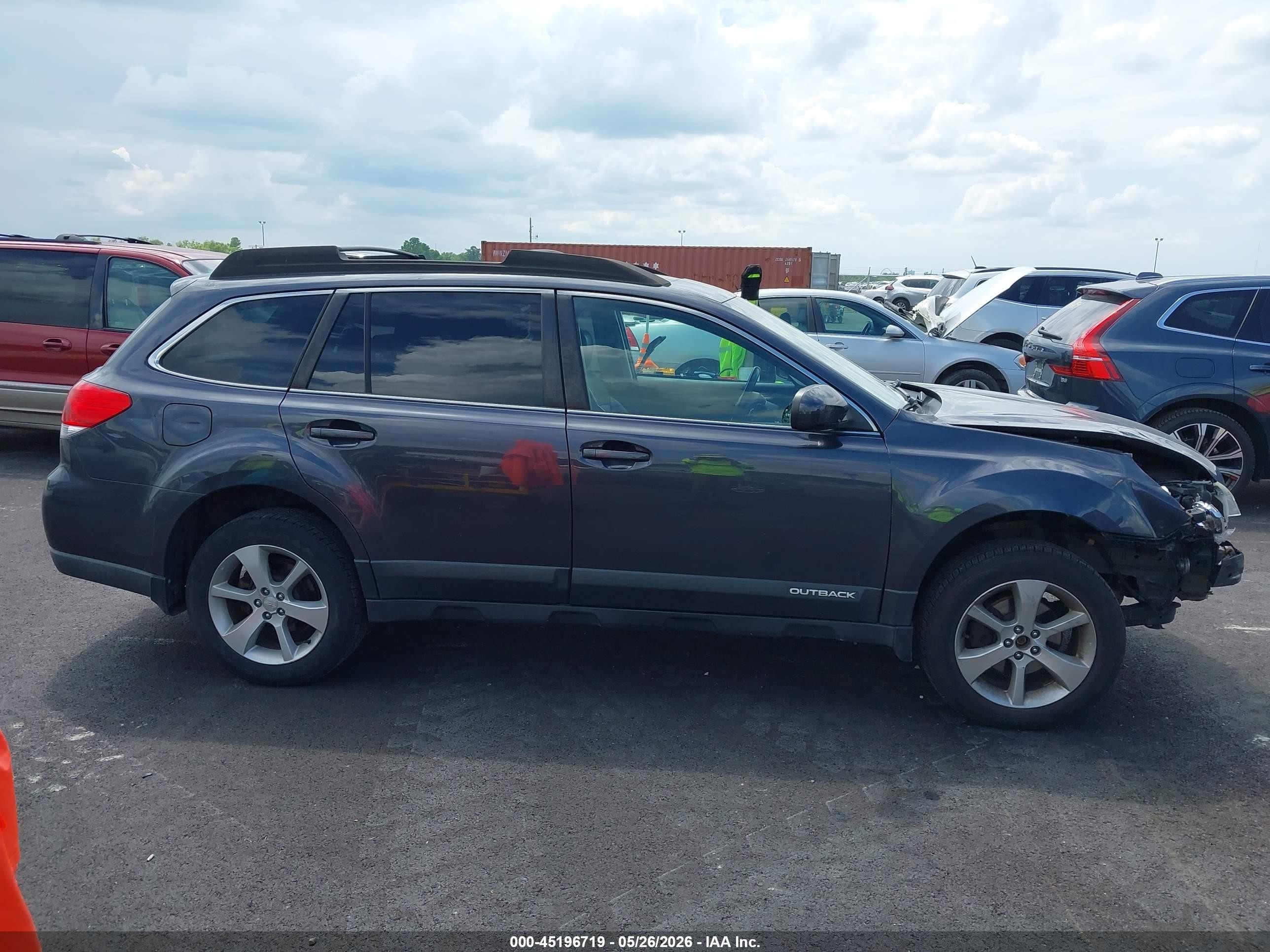 2013 Subaru Outback 2.5i Limited Navy vin: 4S4BRCKC5D3301581