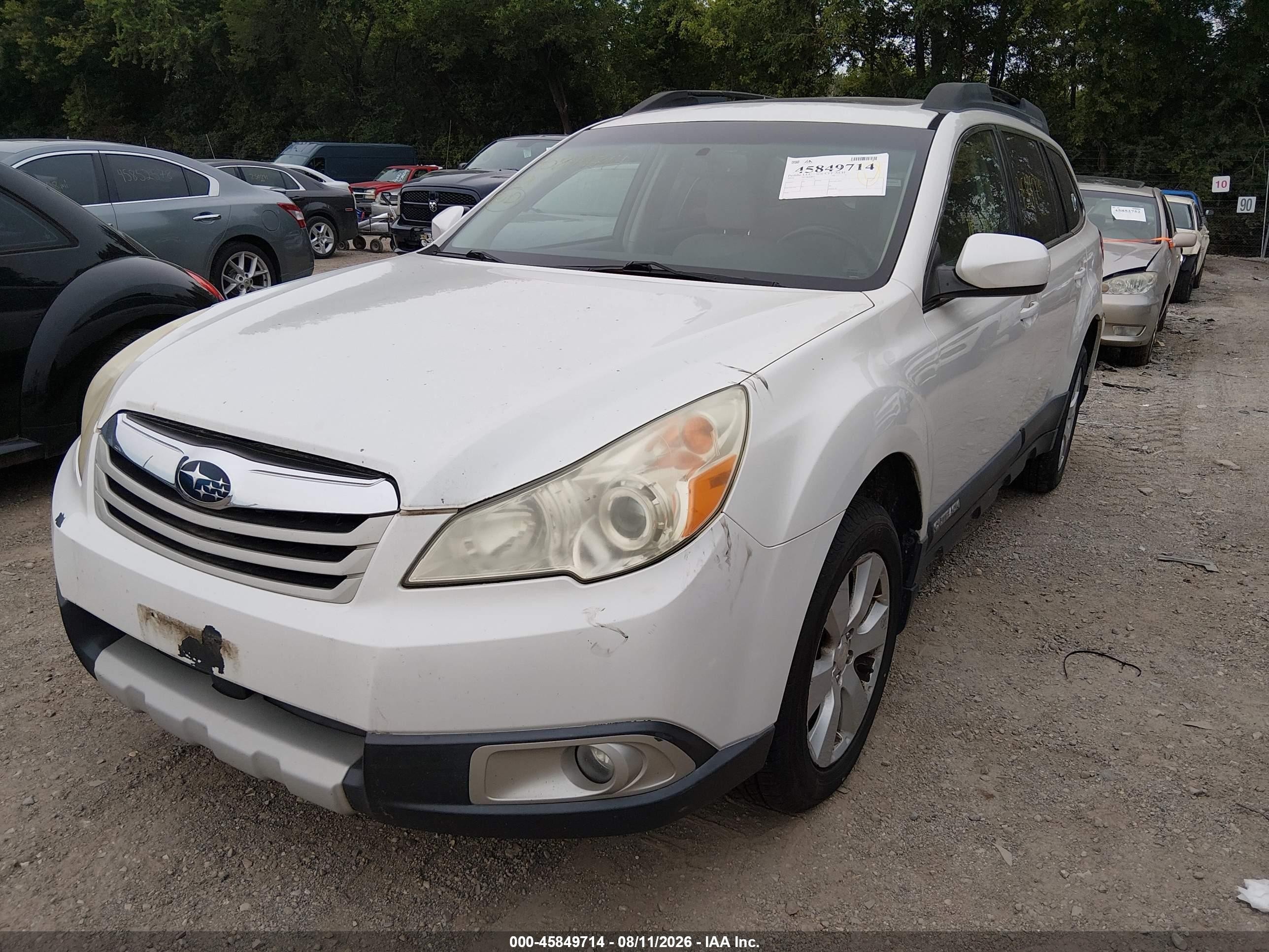 2010 Subaru Outback 2.5i Limited Белый vin: 4S4BRCKC6A3313346