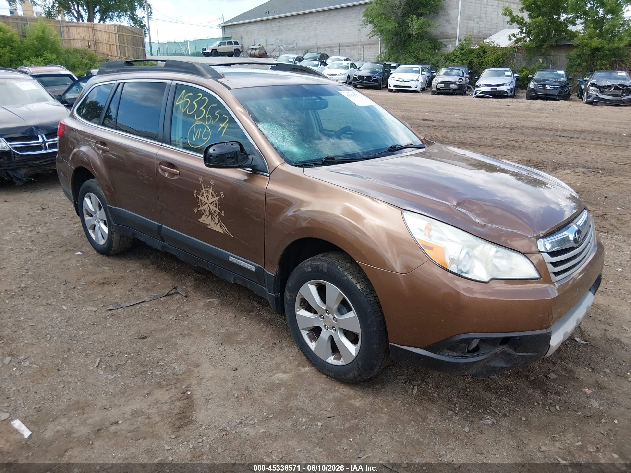 2011 Subaru Outback 2.5i Limited Tan vin: 4S4BRCKC6B3412704
