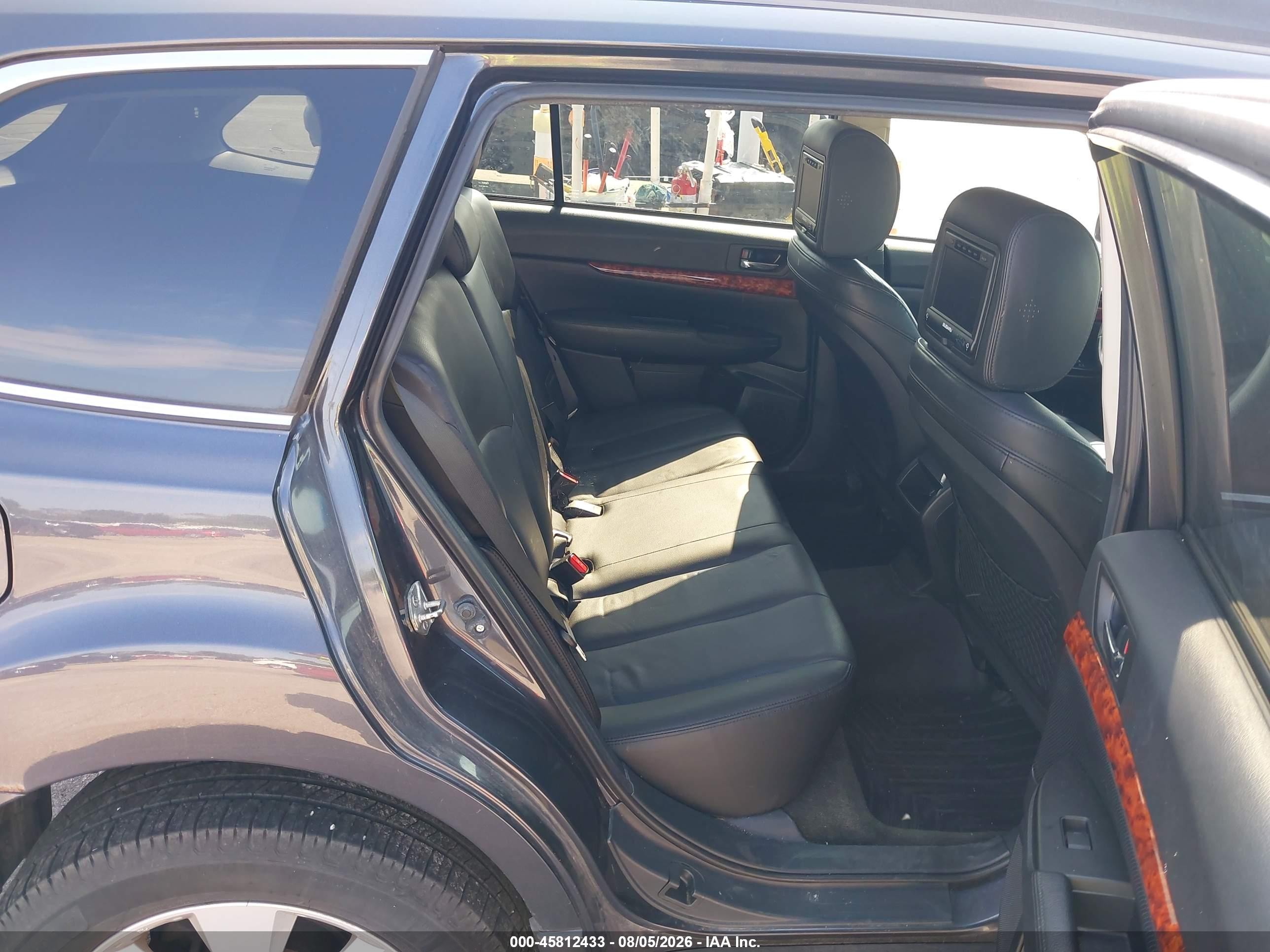 2012 Subaru Outback 2.5i Limited Gray vin: 4S4BRCKC6C3225156