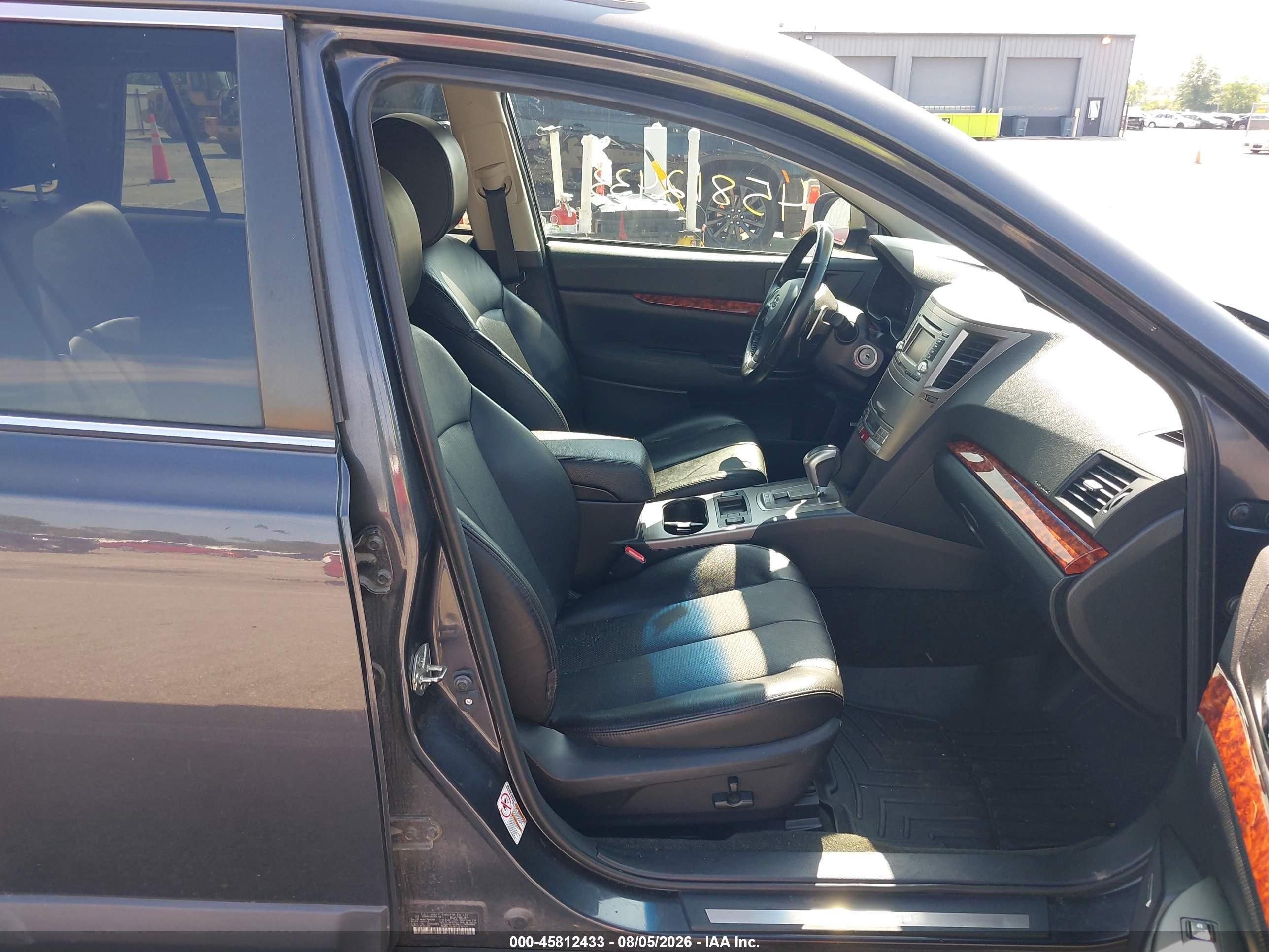 2012 Subaru Outback 2.5i Limited Gray vin: 4S4BRCKC6C3225156