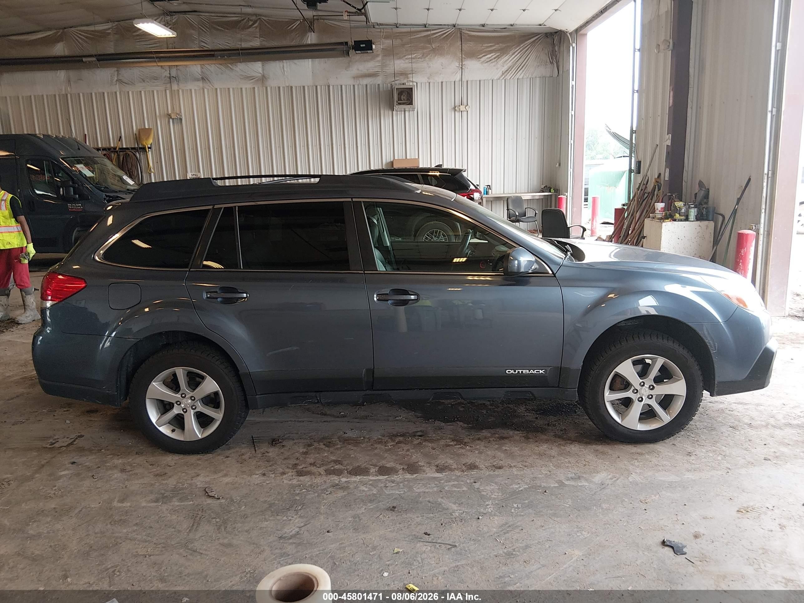 2013 Subaru Outback 2.5i Limited Синий vin: 4S4BRCKC6D3233825