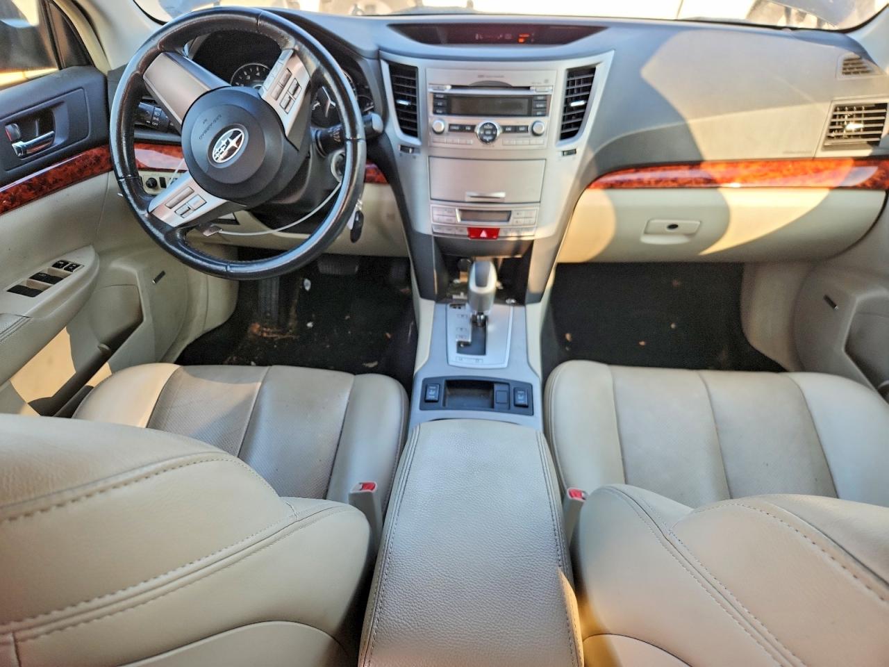 2010 Subaru Outback 2.5i Limited Black vin: 4S4BRCKC7A3334626
