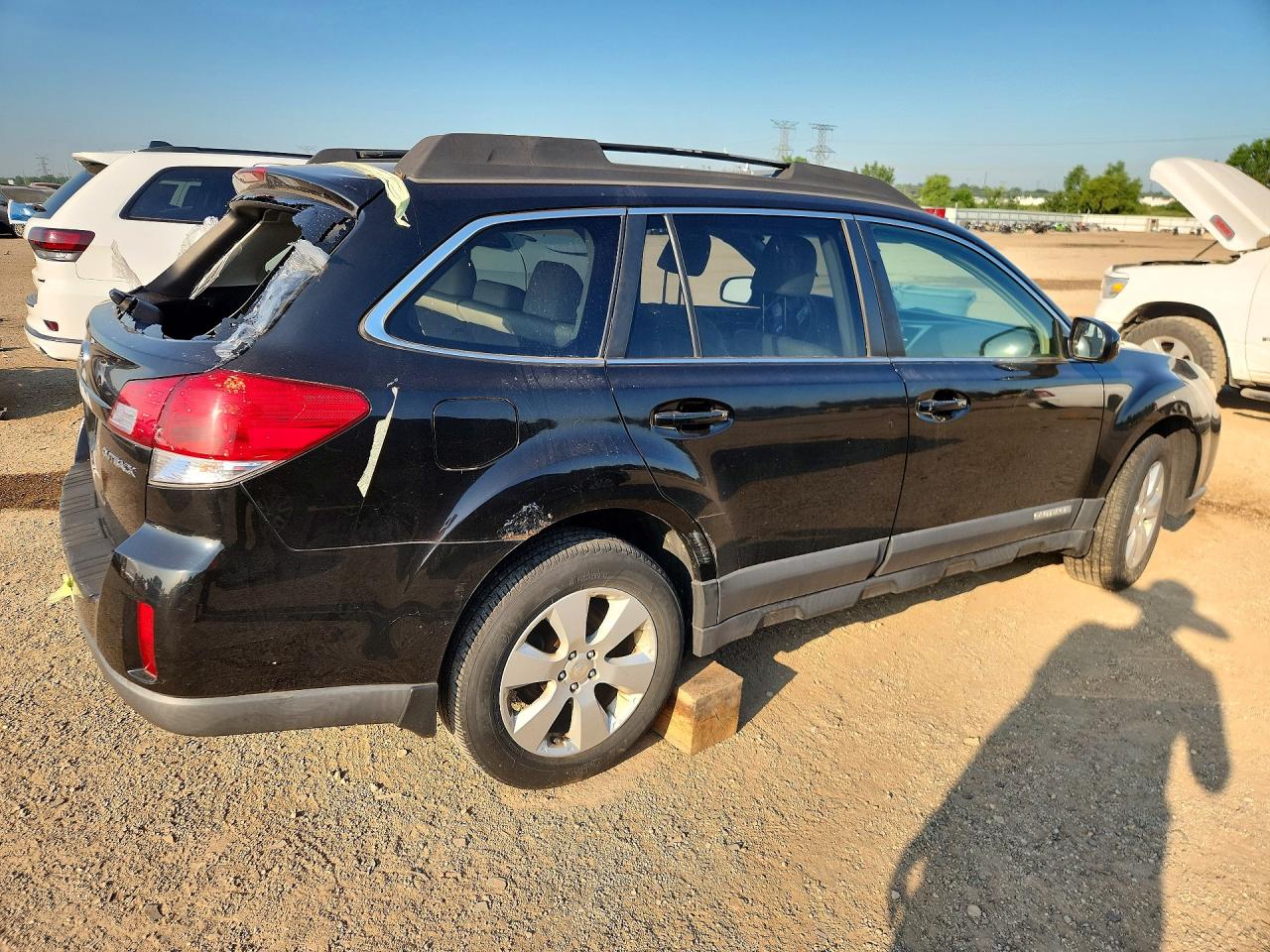 2010 Subaru Outback 2.5i Limited Black vin: 4S4BRCKC7A3334626