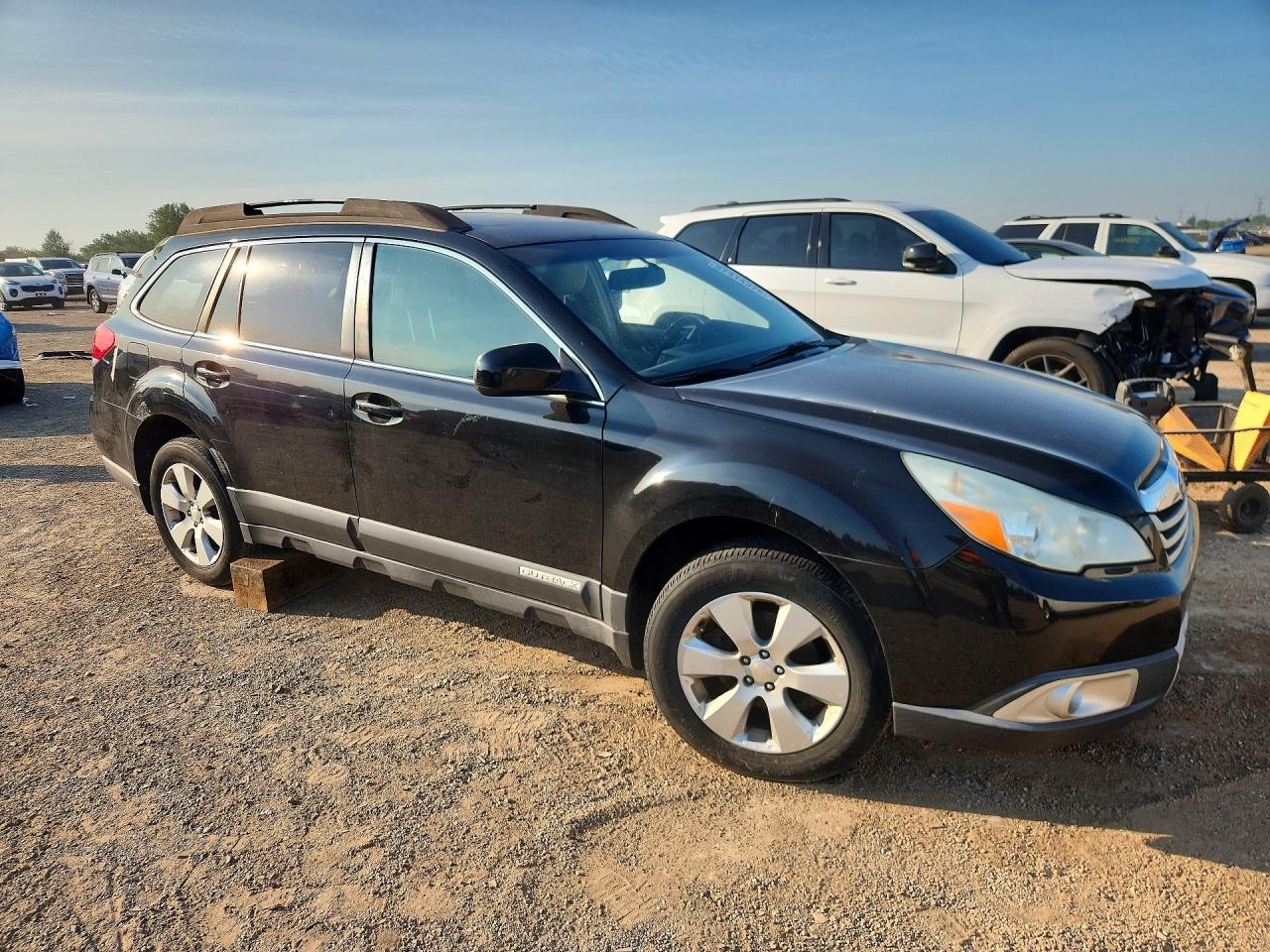 2010 Subaru Outback 2.5i Limited Black vin: 4S4BRCKC7A3334626