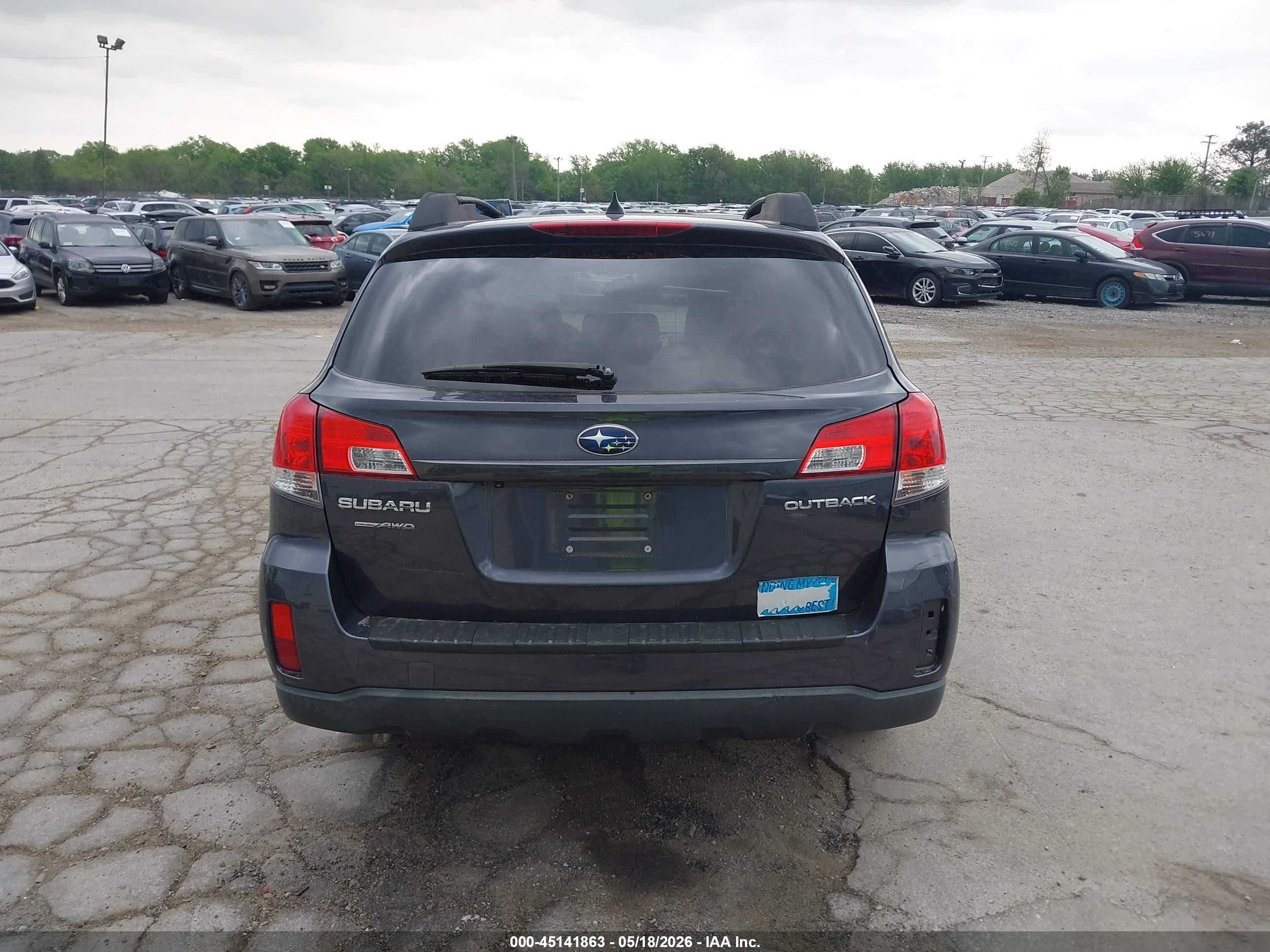 2011 Subaru Outback 2.5i Limited Gray vin: 4S4BRCKC7B3352206