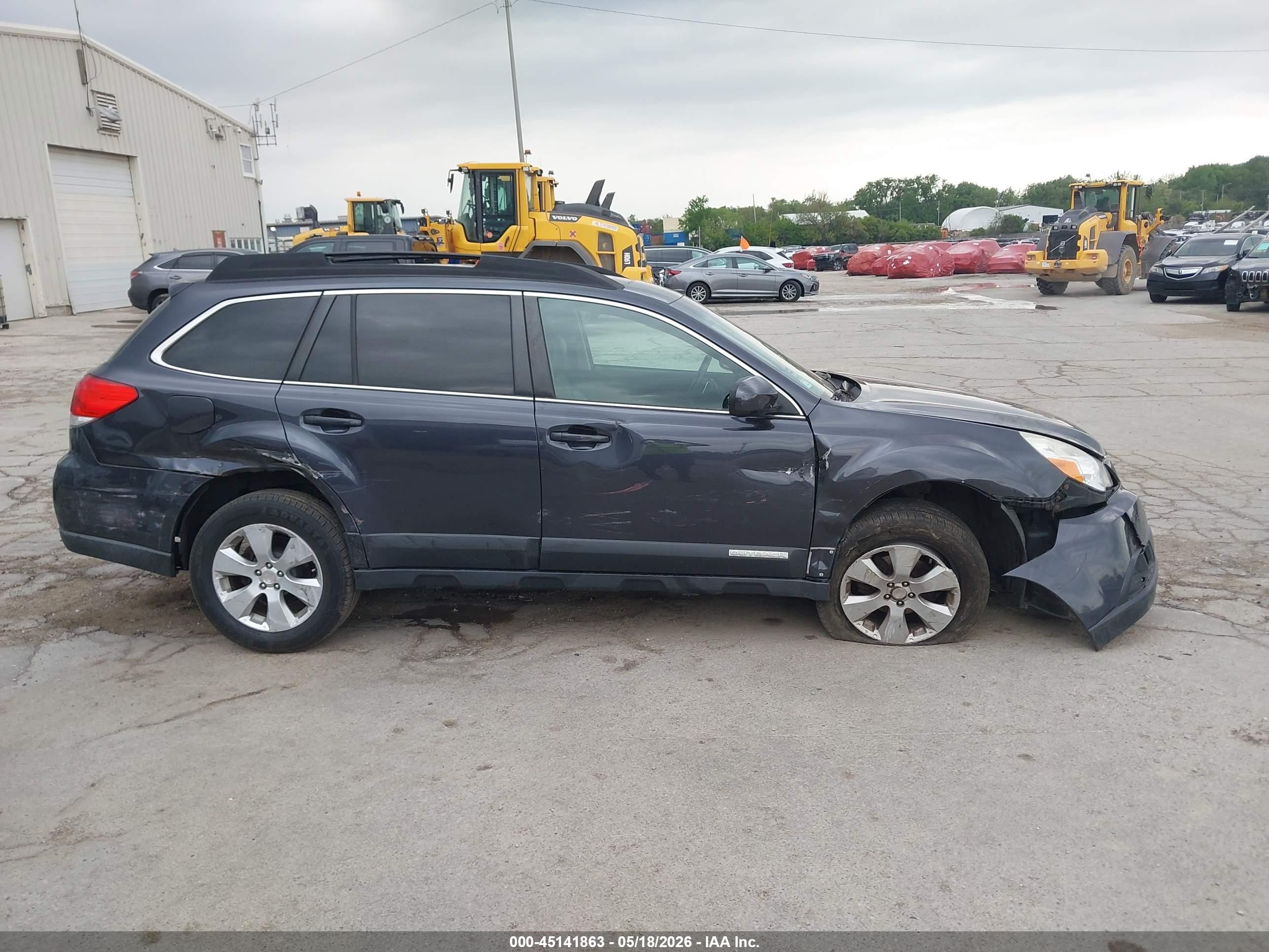2011 Subaru Outback 2.5i Limited Gray vin: 4S4BRCKC7B3352206