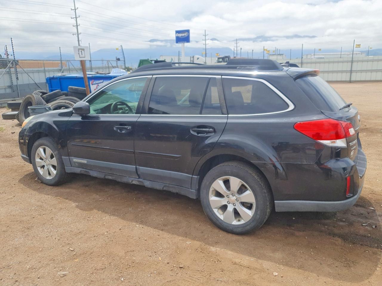 2011 Subaru Outback 2.5i Limited Black vin: 4S4BRCKC7B3413067