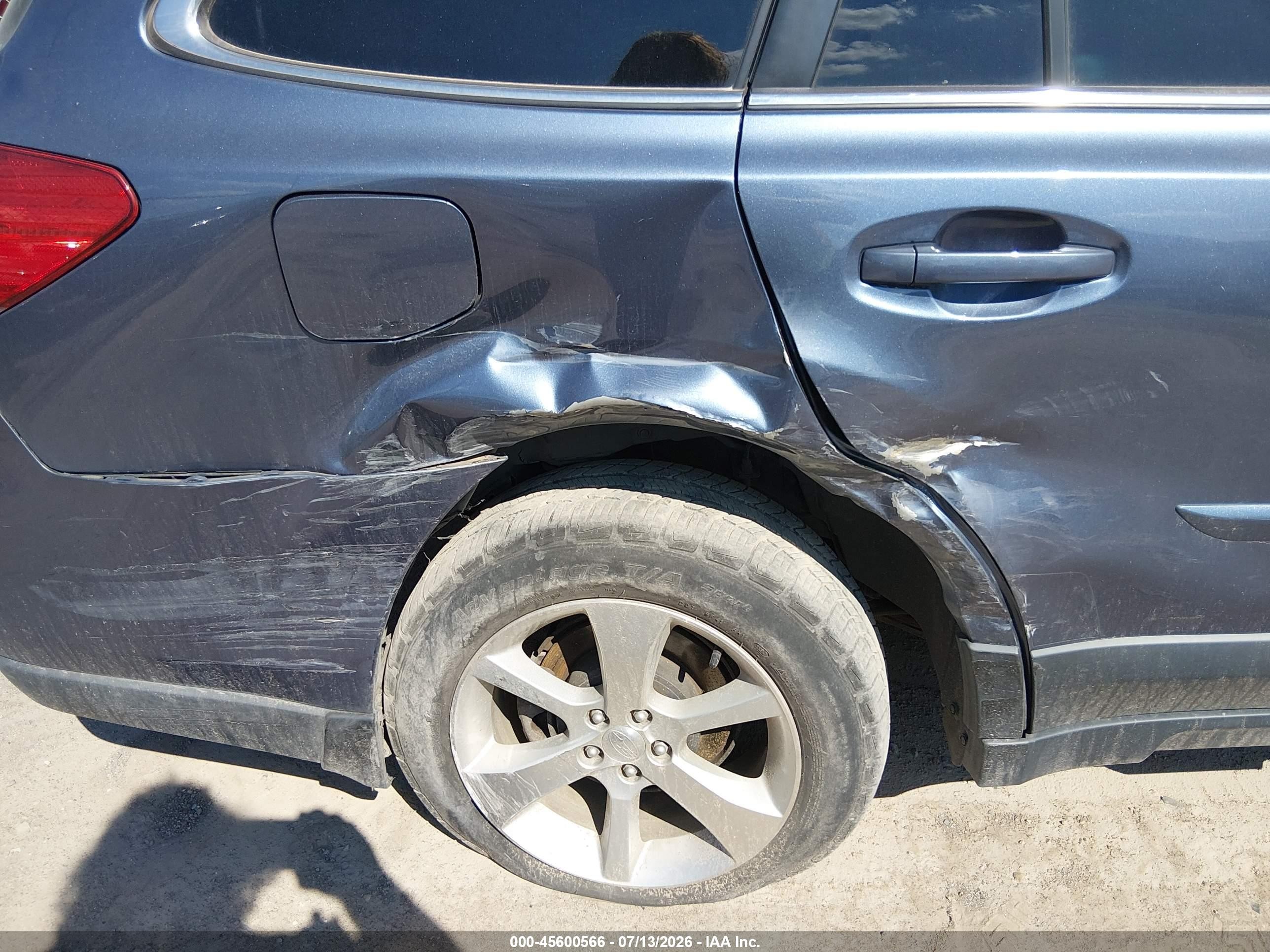 2013 Subaru Outback 2.5i Limited Blue vin: 4S4BRCKC7D3212319