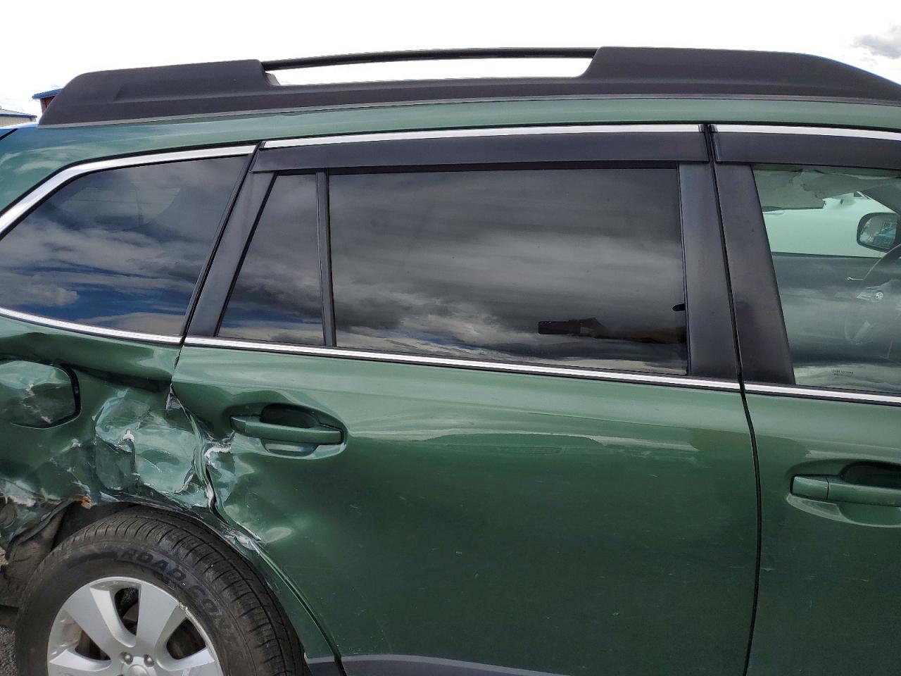 2010 Subaru Outback 2.5i Limited Green vin: 4S4BRCKC8A3339754