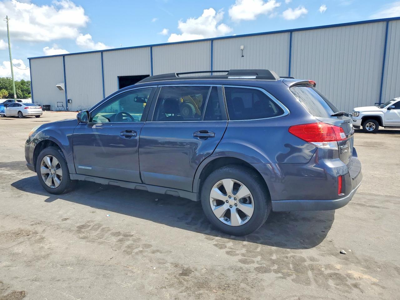 2010 Subaru Outback 2.5i Limited Charcoal vin: 4S4BRCKC8A3372950