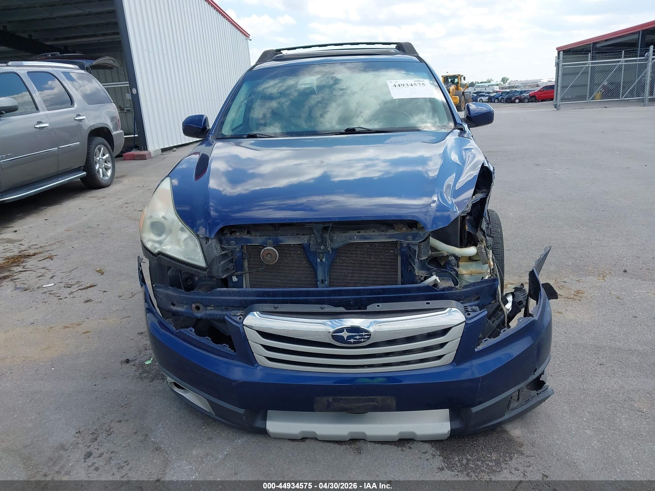 2011 Subaru Outback 2.5i Limited Blue vin: 4S4BRCKC8B3362193