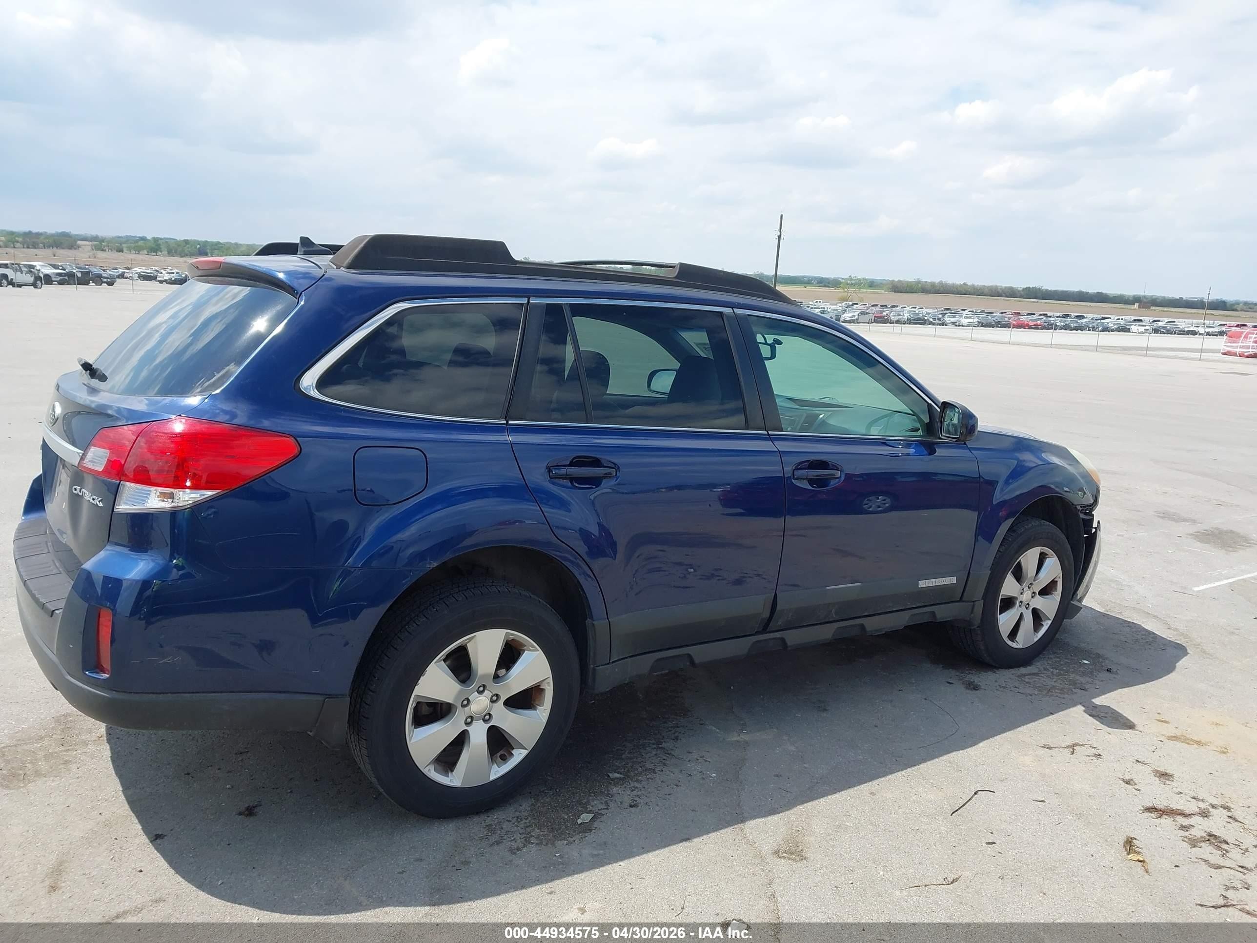 2011 Subaru Outback 2.5i Limited Blue vin: 4S4BRCKC8B3362193