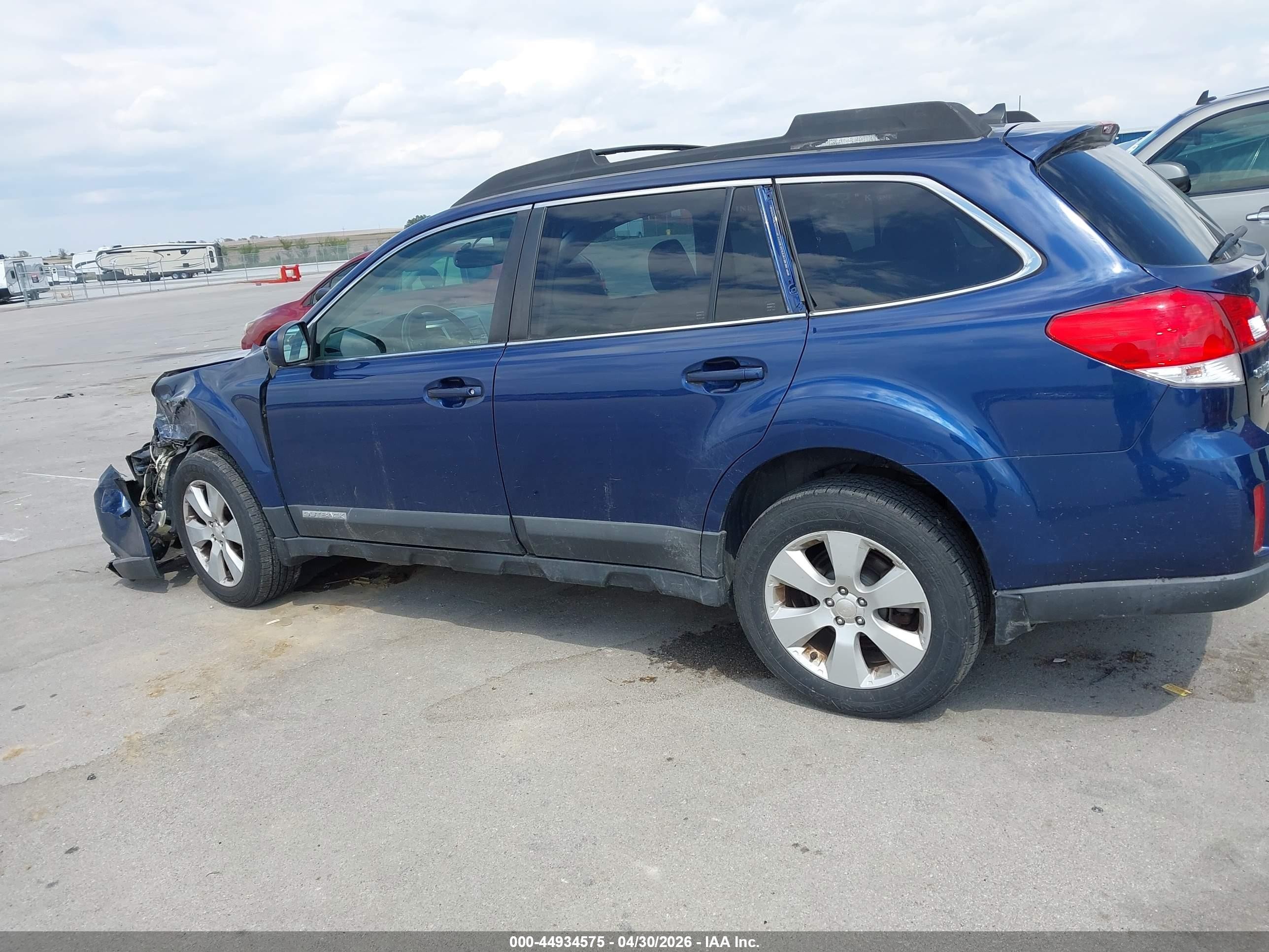 2011 Subaru Outback 2.5i Limited Blue vin: 4S4BRCKC8B3362193