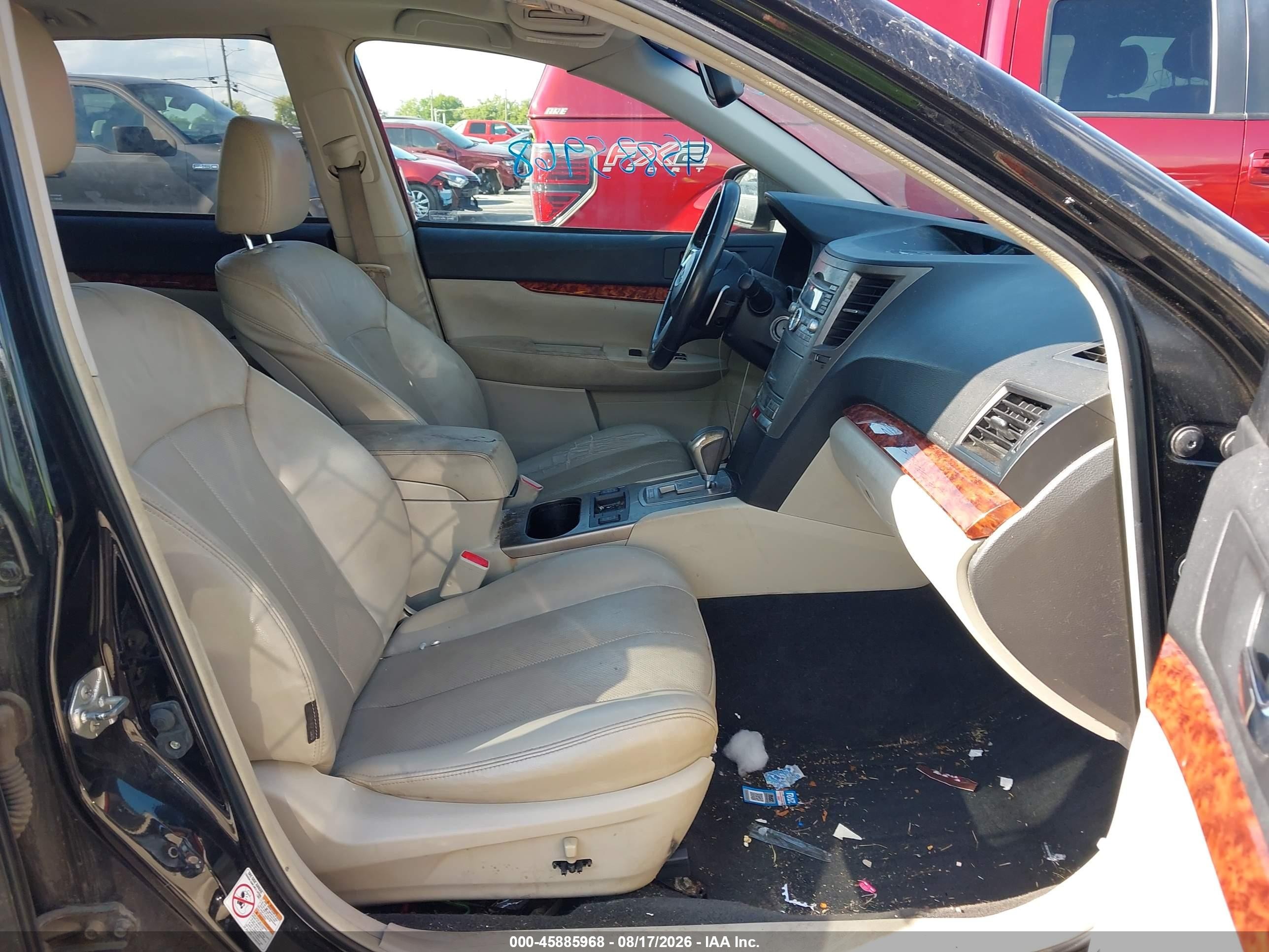 2011 Subaru Outback 2.5i Limited Черный vin: 4S4BRCKC8B3362517