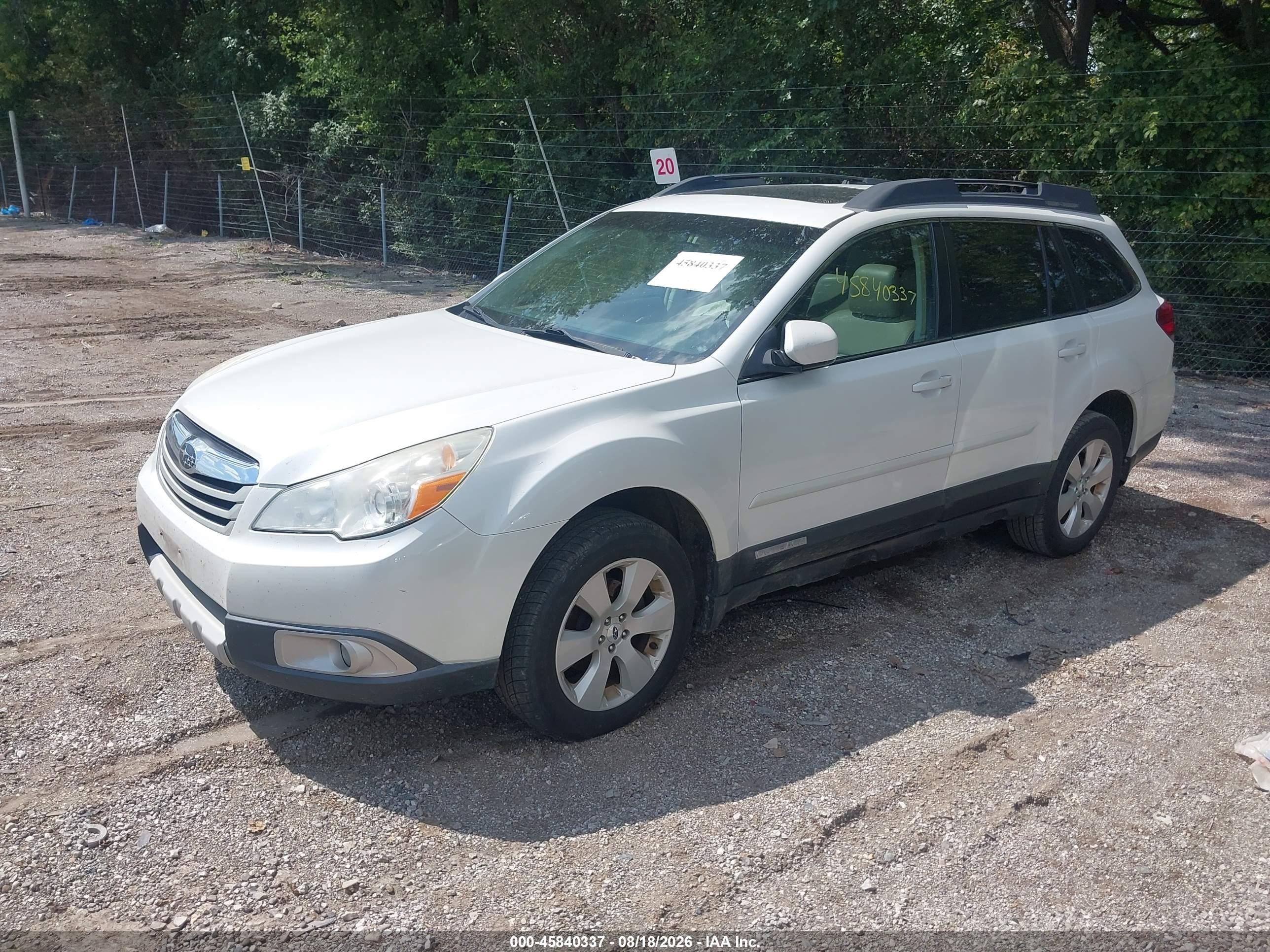 2012 Subaru Outback 2.5i Limited White vin: 4S4BRCKC8C3223912