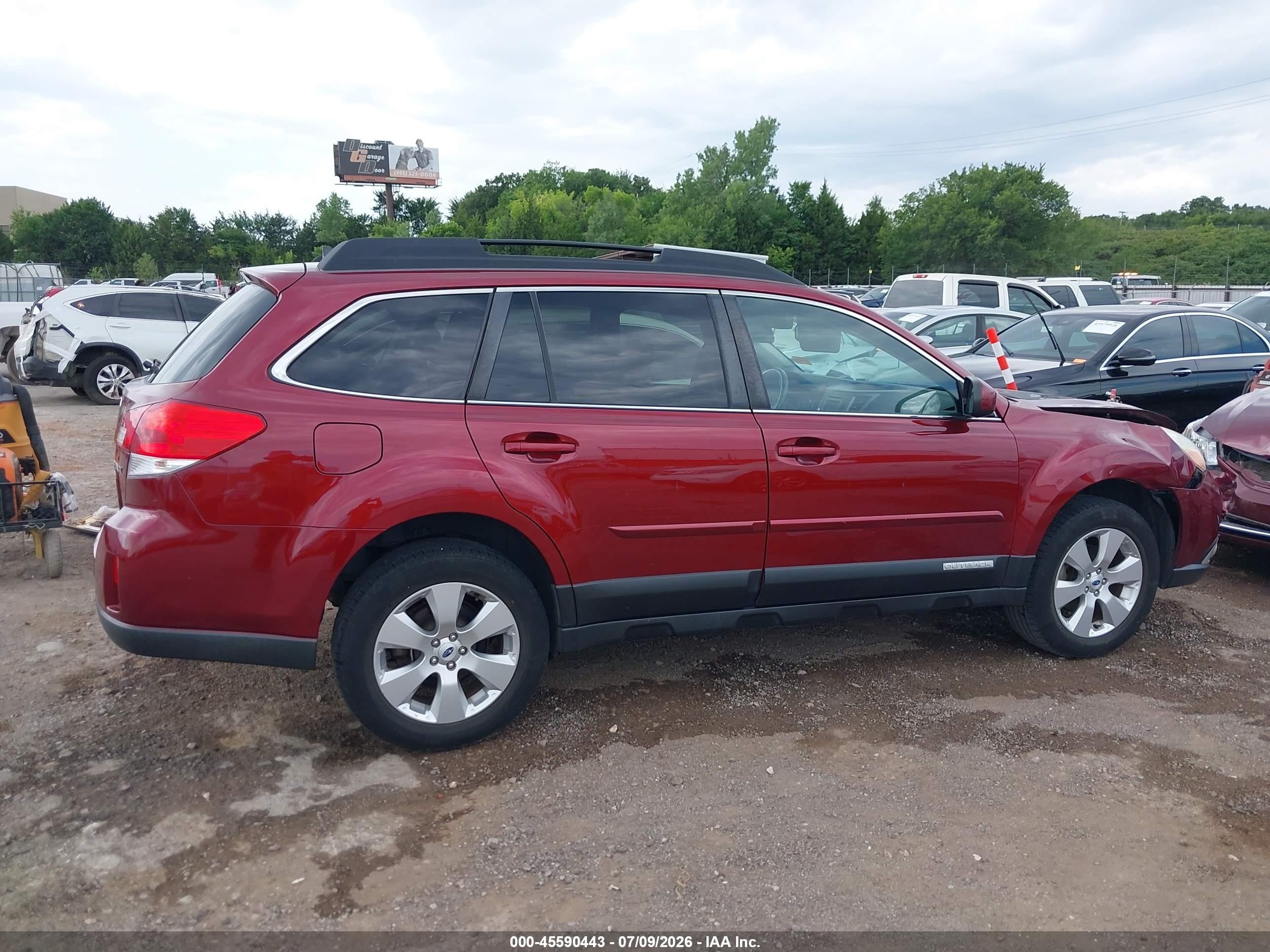 2012 Subaru Outback 2.5i Limited Red vin: 4S4BRCKC8C3233663