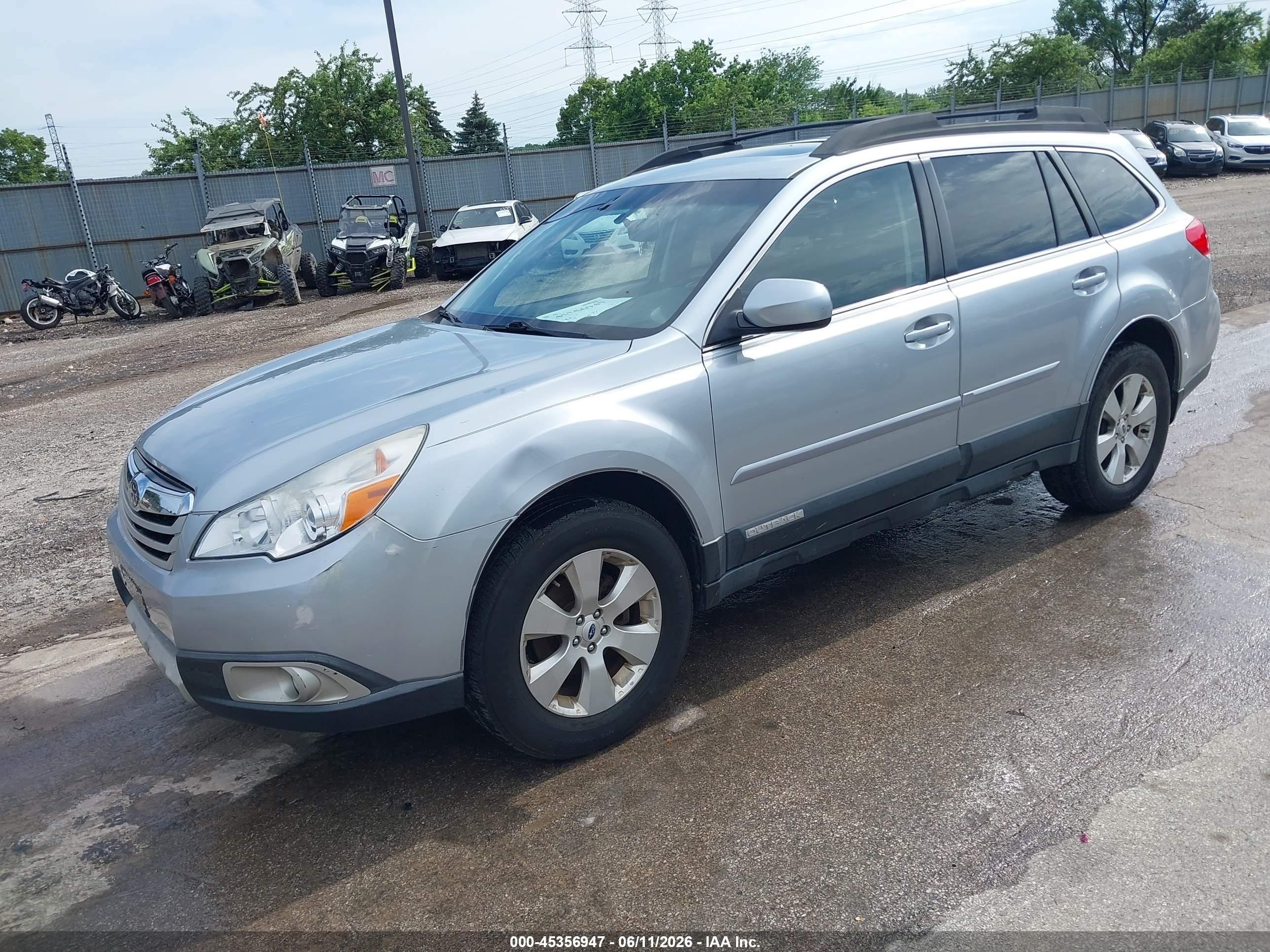 2012 Subaru Outback 2.5i Limited Silver vin: 4S4BRCKC8C3237261