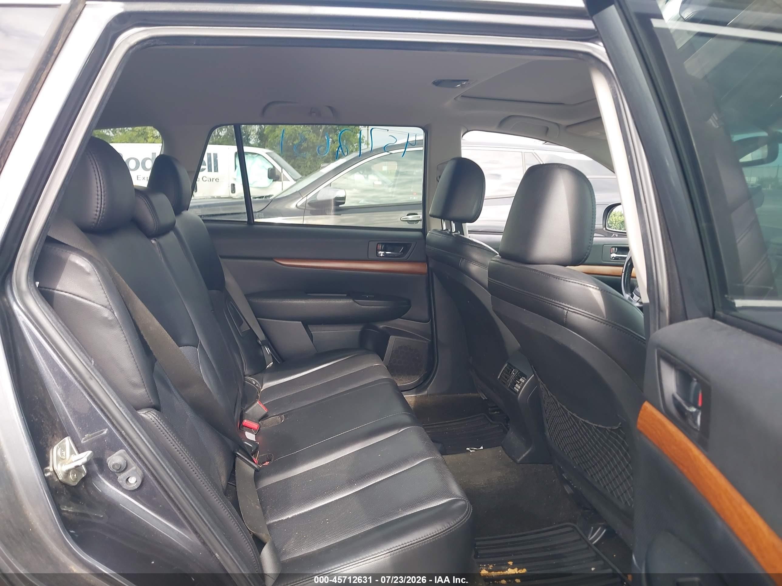 2013 Subaru Outback 2.5i Limited Gray vin: 4S4BRCKC8D3223796