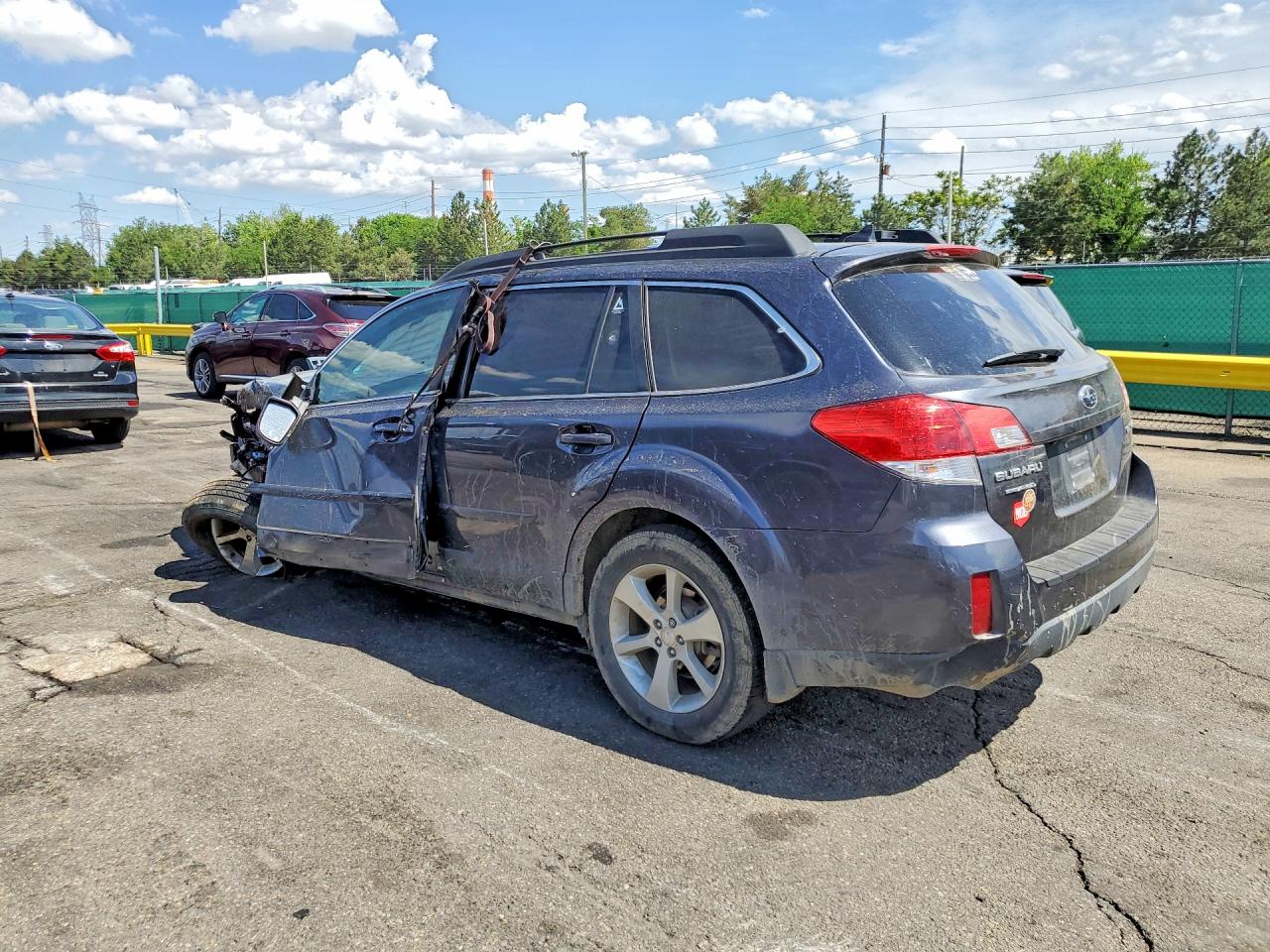 2013 Subaru Outback 2.5i Limited Gray vin: 4S4BRCKC8D3269709