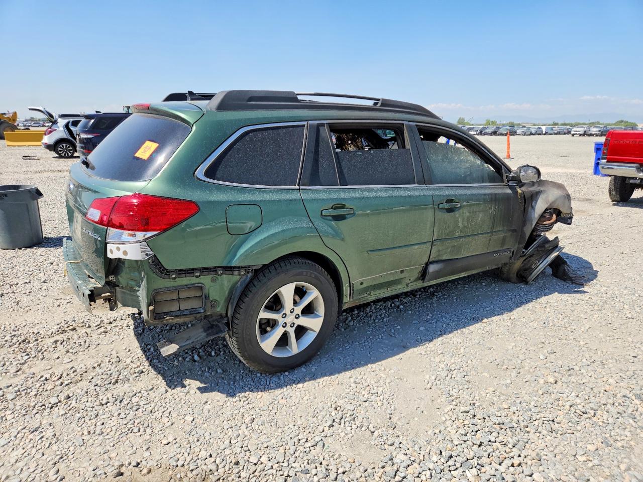 2013 Subaru Outback 2.5i Limited Green vin: 4S4BRCKC8D3290396