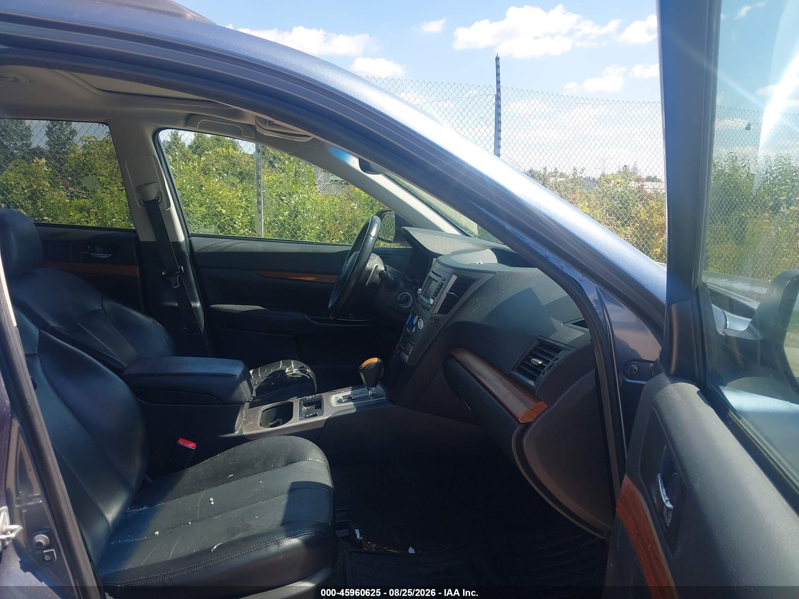 2013 Subaru Outback 2.5i Limited Blue vin: 4S4BRCKC8D3309772