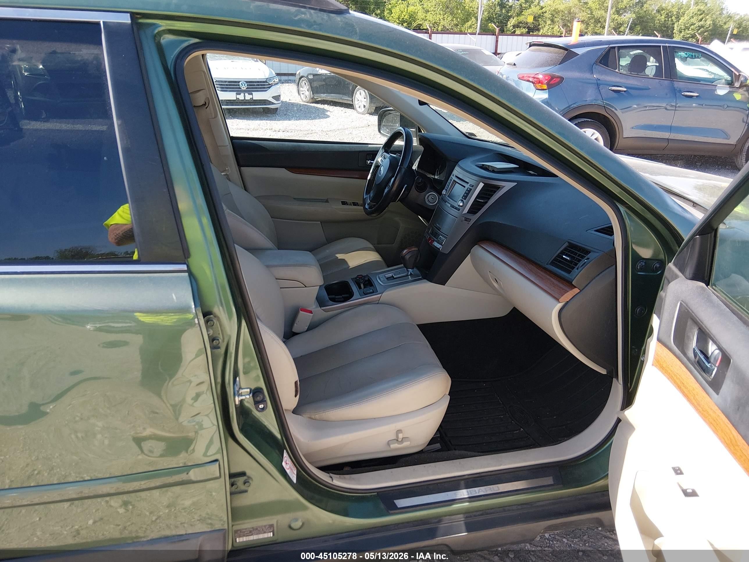 2013 Subaru Outback 2.5i Limited Green vin: 4S4BRCKC8D3315846