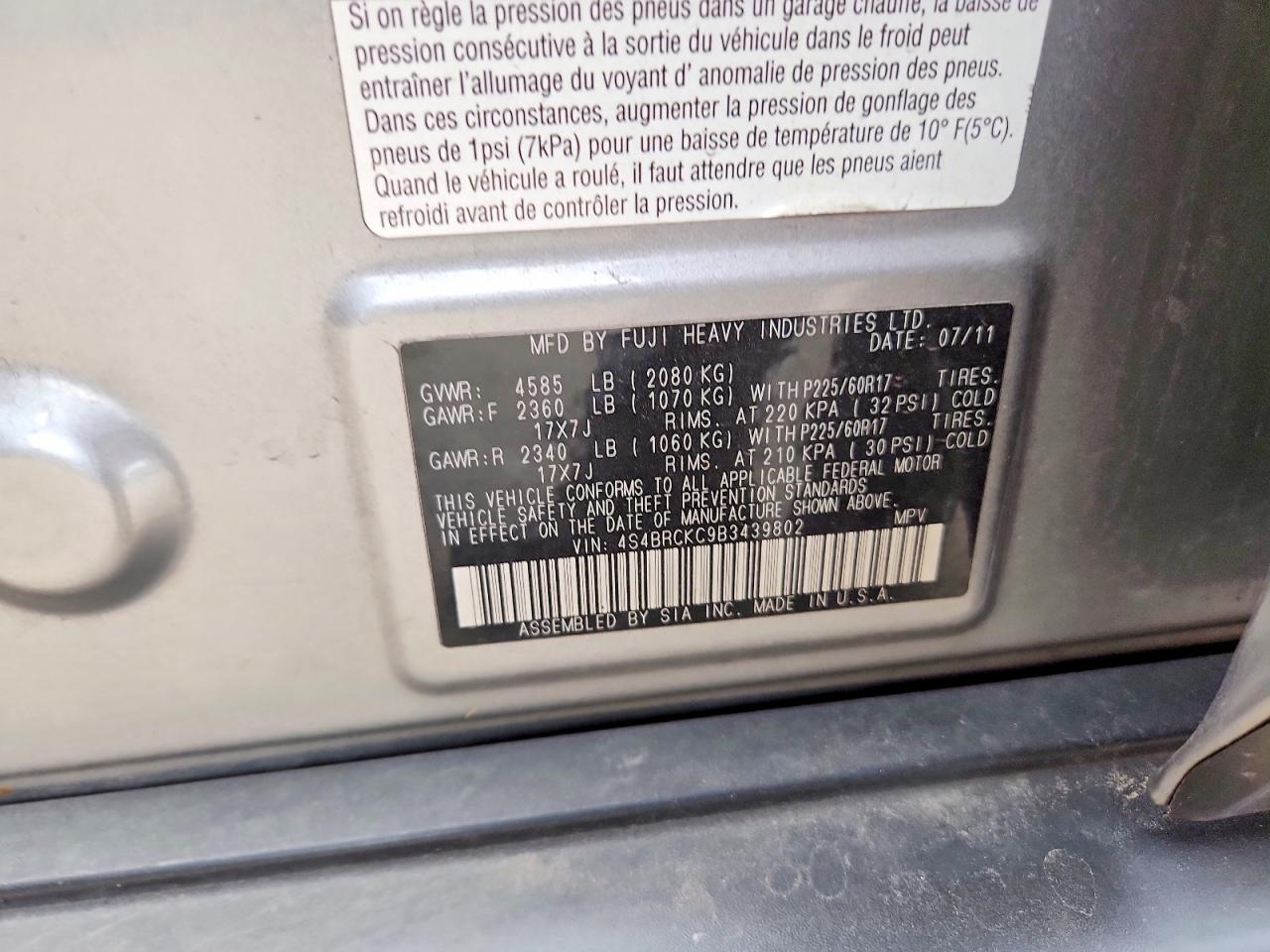 2011 Subaru Outback 2.5i Limited Silver vin: 4S4BRCKC9B3439802