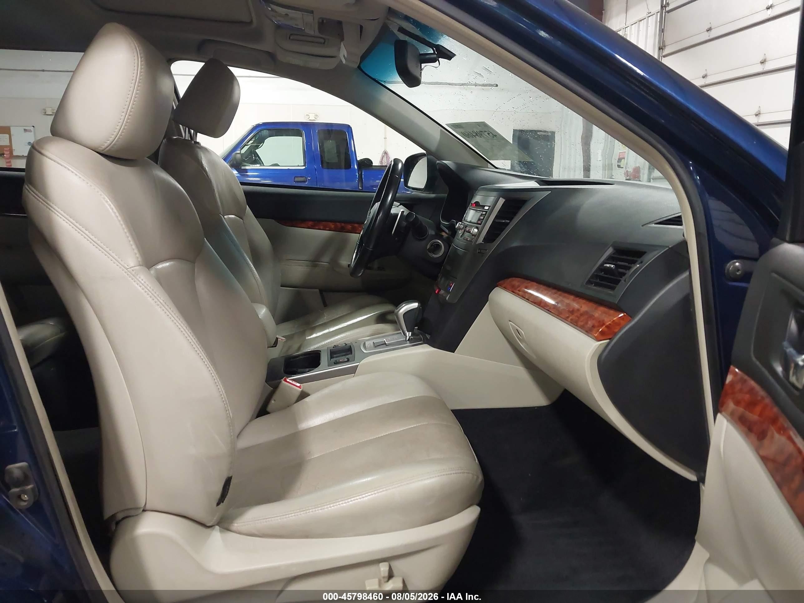 2010 Subaru Outback 2.5i Limited Blue vin: 4S4BRCKCXA3322969